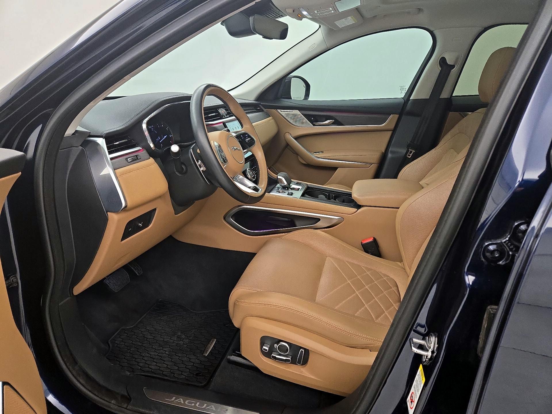 Thumbnail: 2023 Jaguar F-Pace - 11