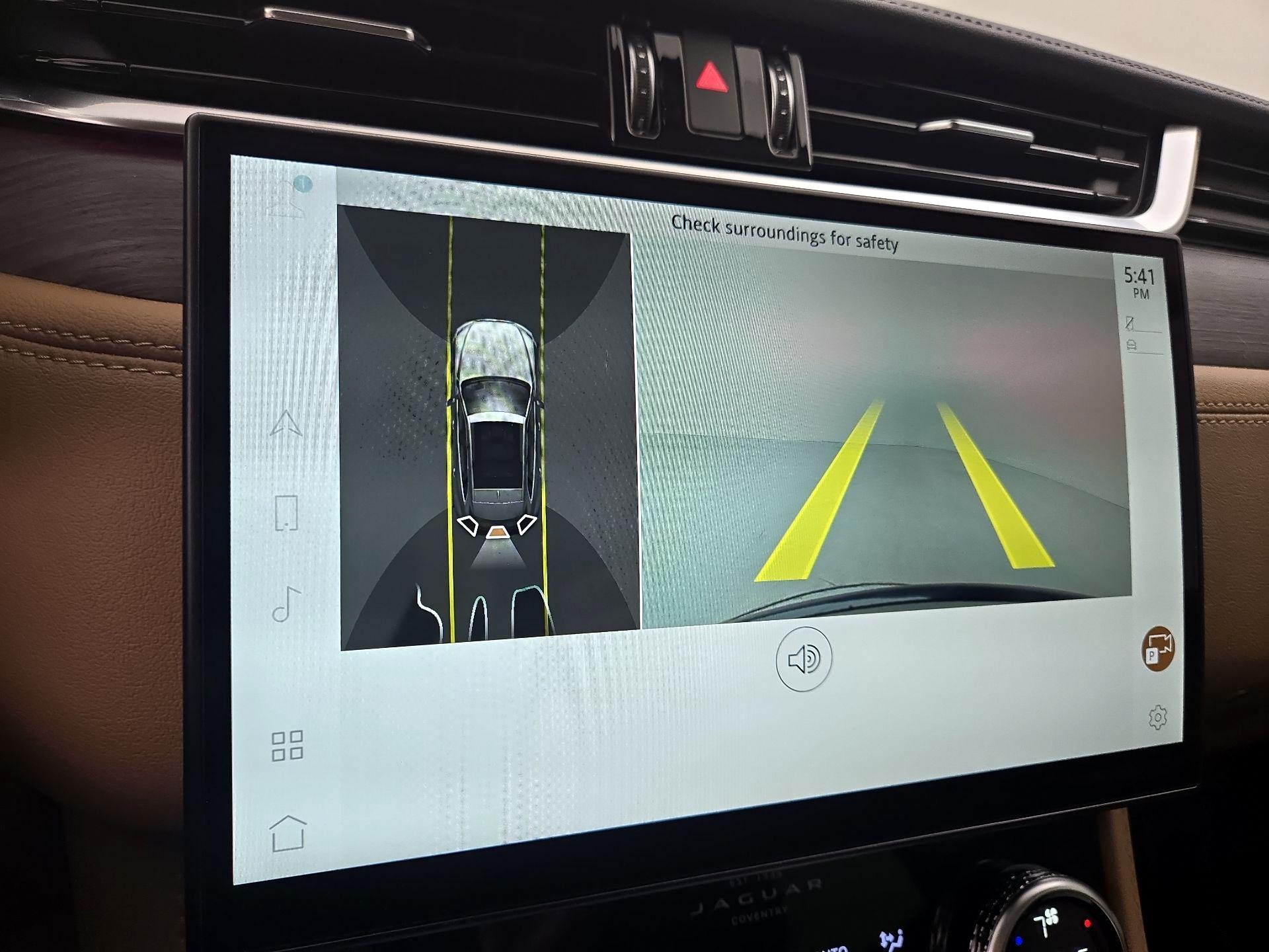 Thumbnail: 2023 Jaguar F-Pace - 15