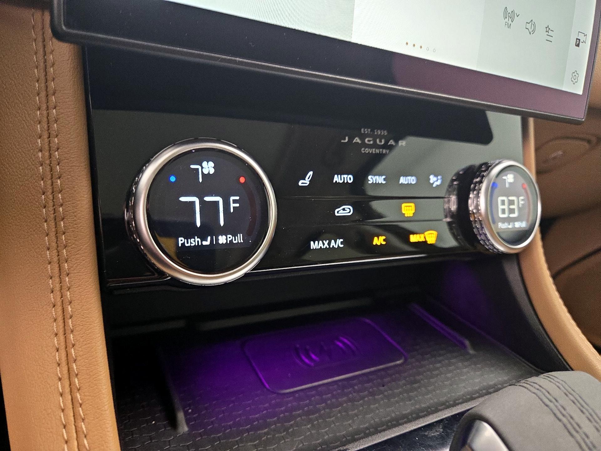 Thumbnail: 2023 Jaguar F-Pace - 17