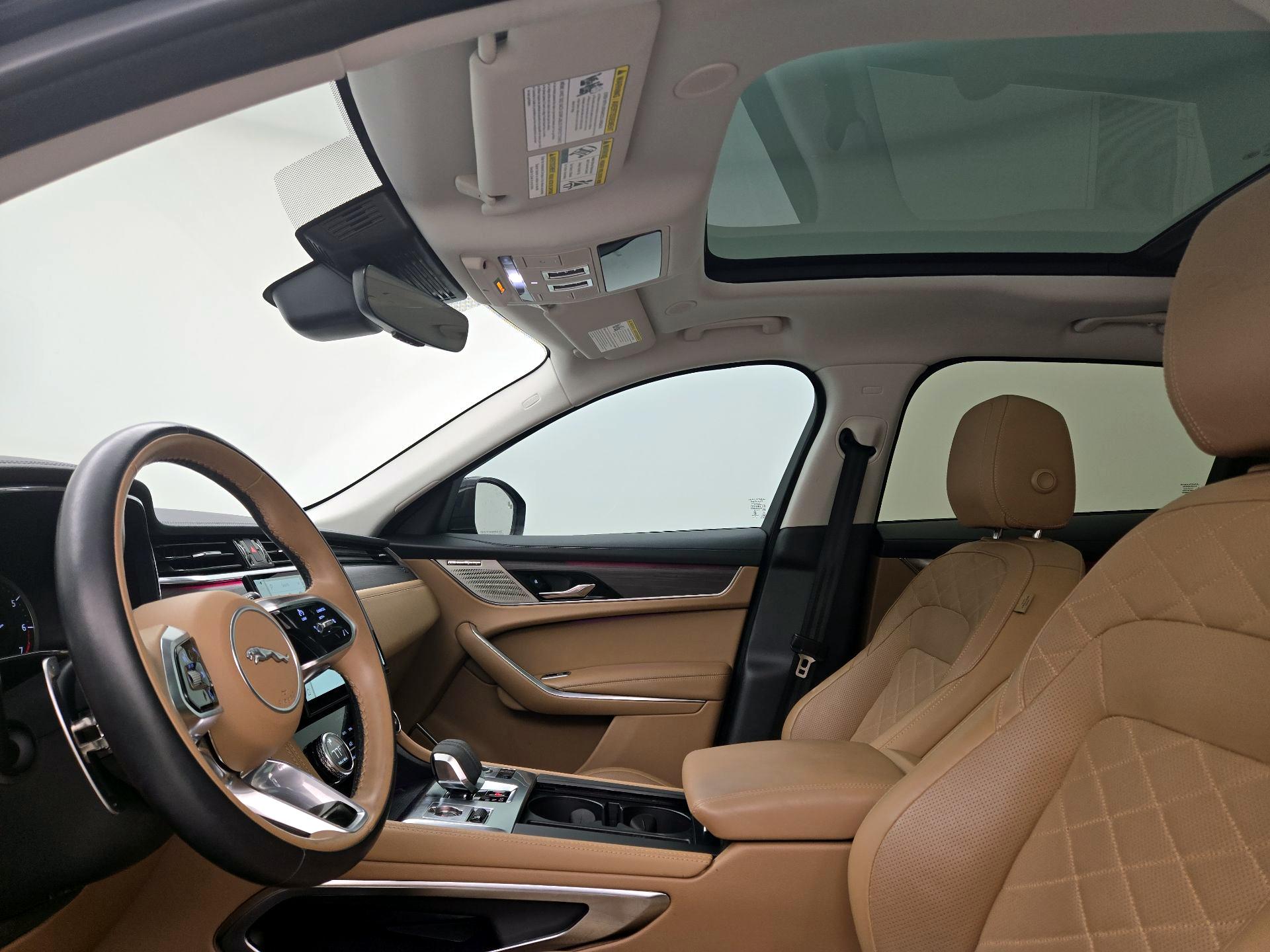 Thumbnail: 2023 Jaguar F-Pace - 20