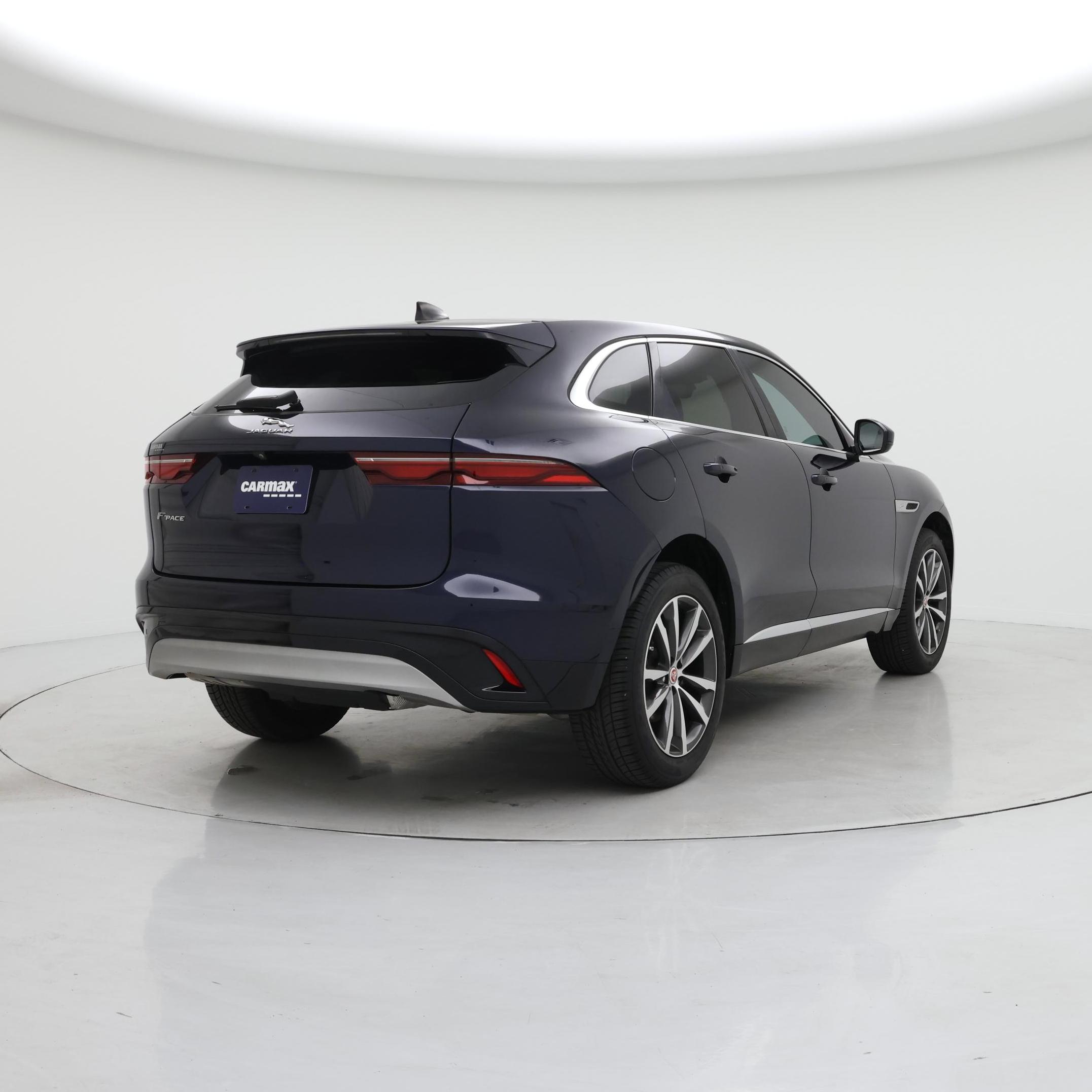 Thumbnail: 2023 Jaguar F-Pace - 8