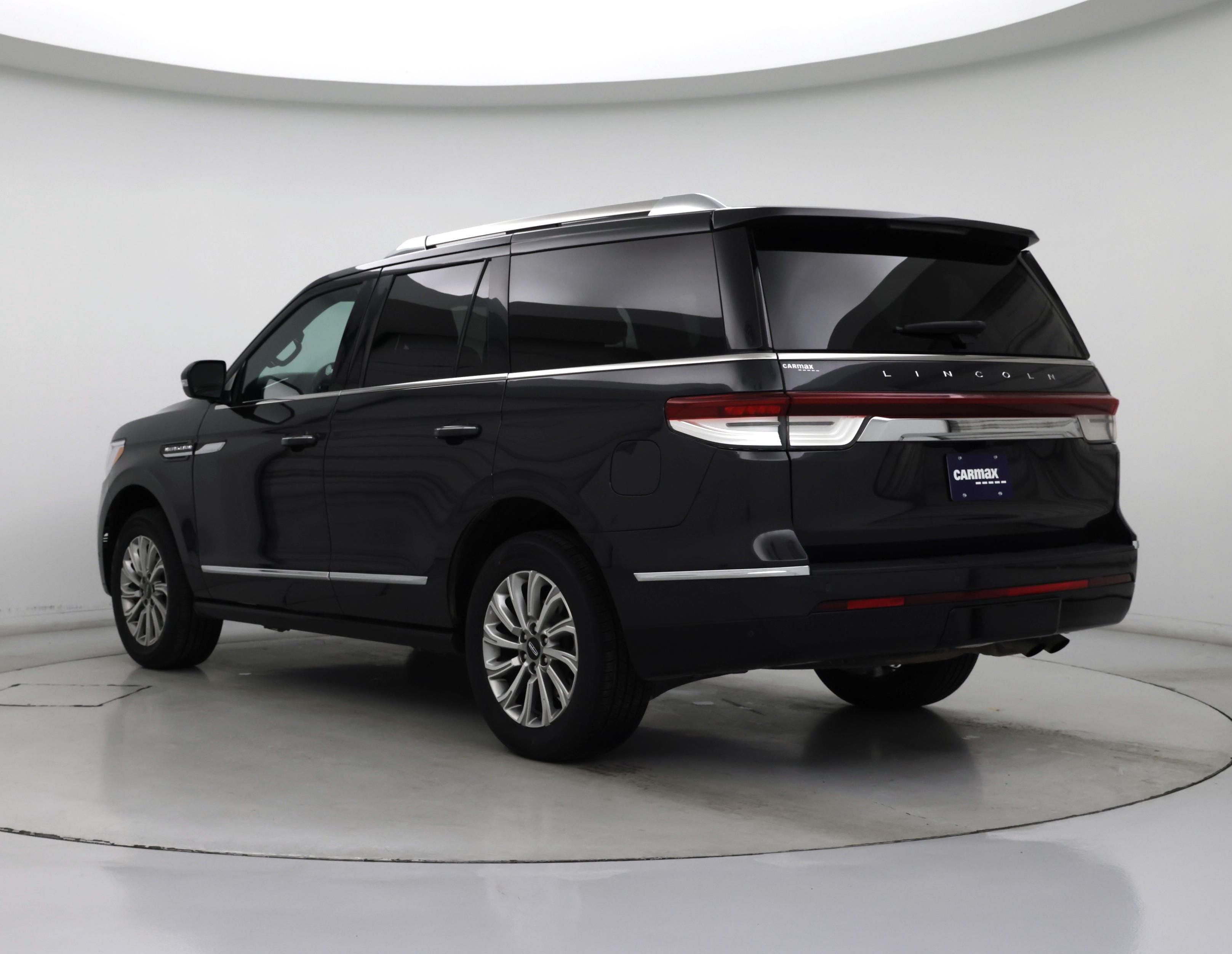 Thumbnail: 2023 Lincoln Navigator - 2