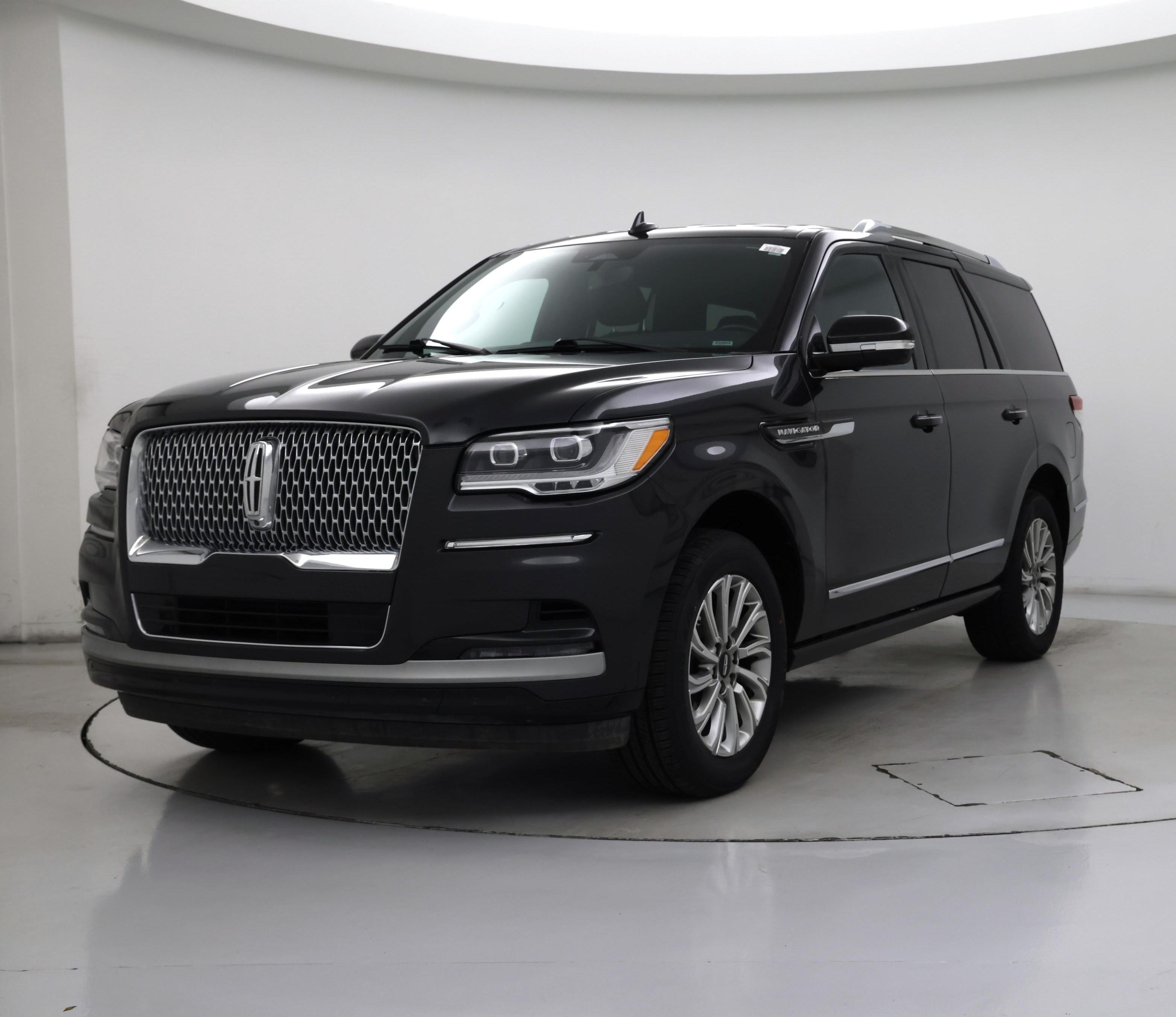 Thumbnail: 2023 Lincoln Navigator - 4