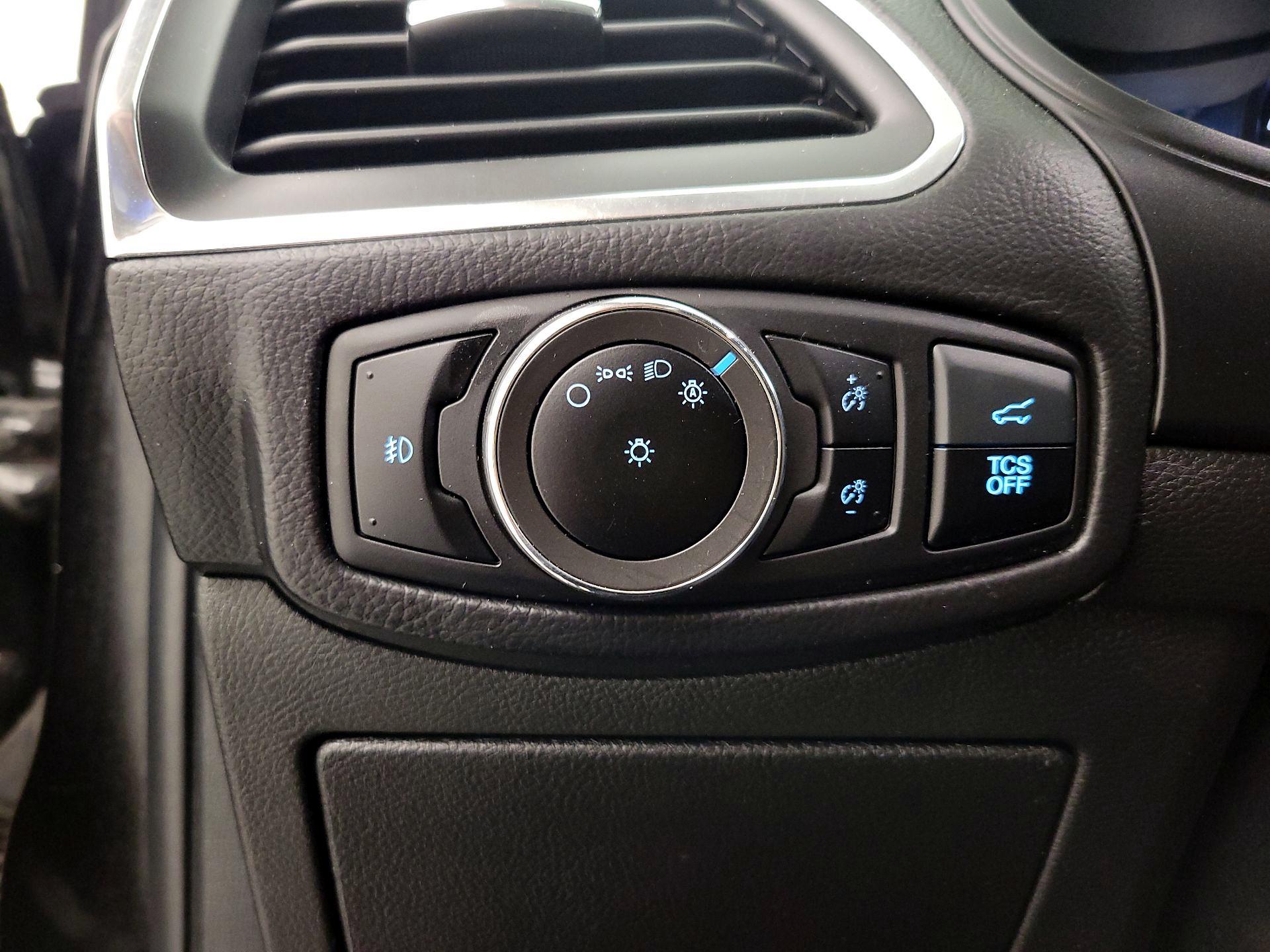 Thumbnail: 2023 Ford Edge - 13