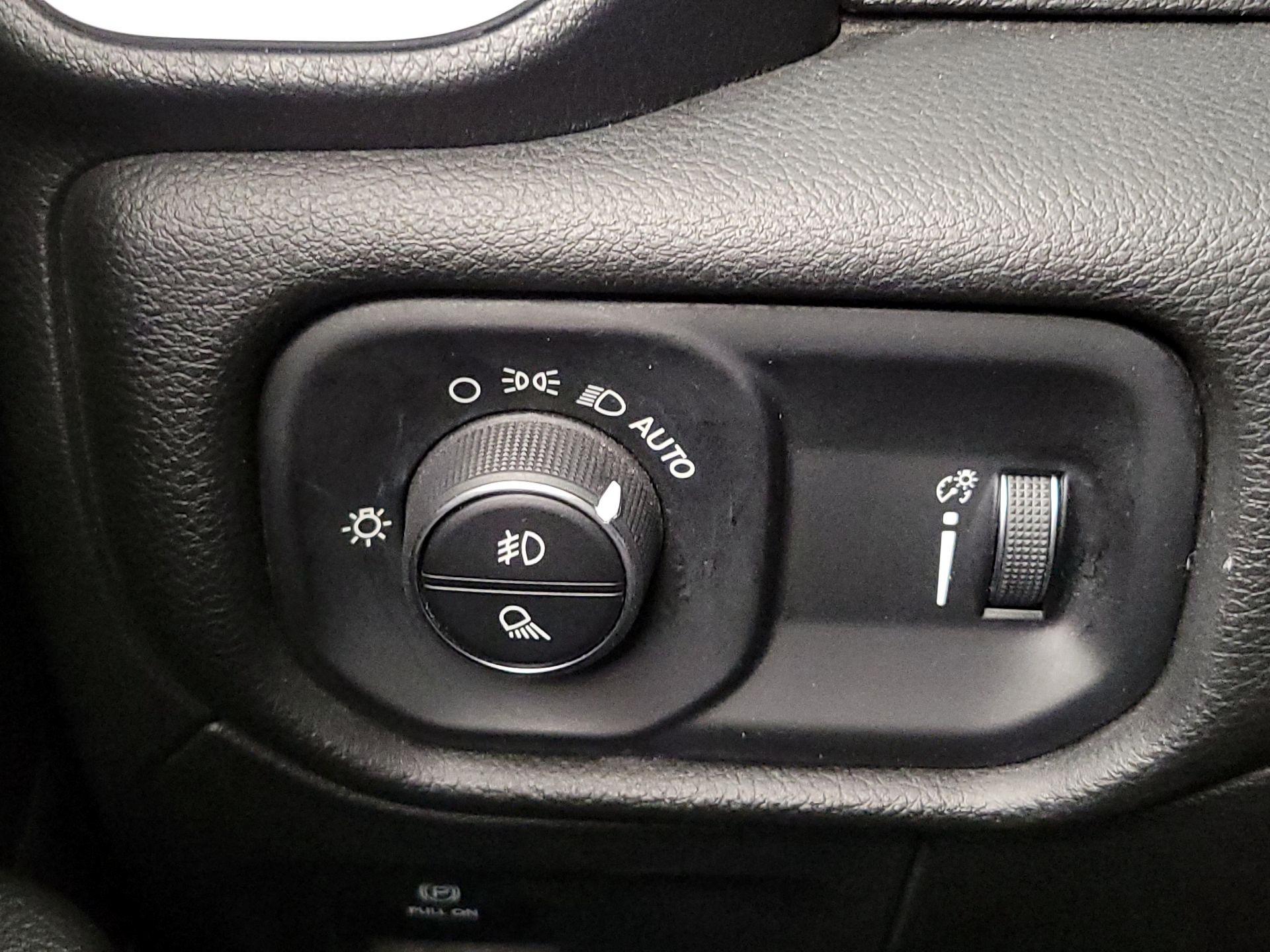 Thumbnail: 2023 RAM 1500 - 13