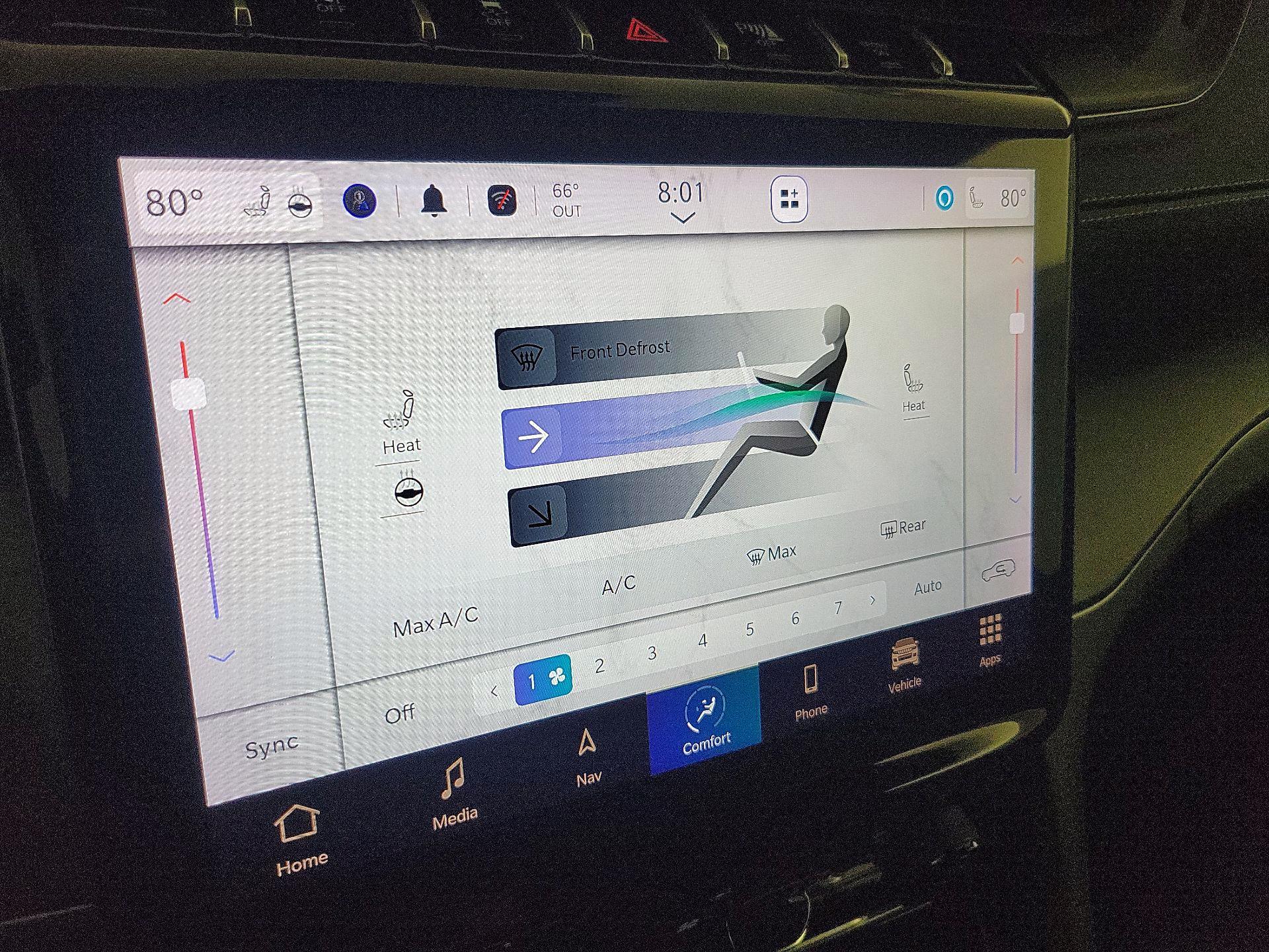 Thumbnail: 2024 Jeep Grand Cherokee - 17