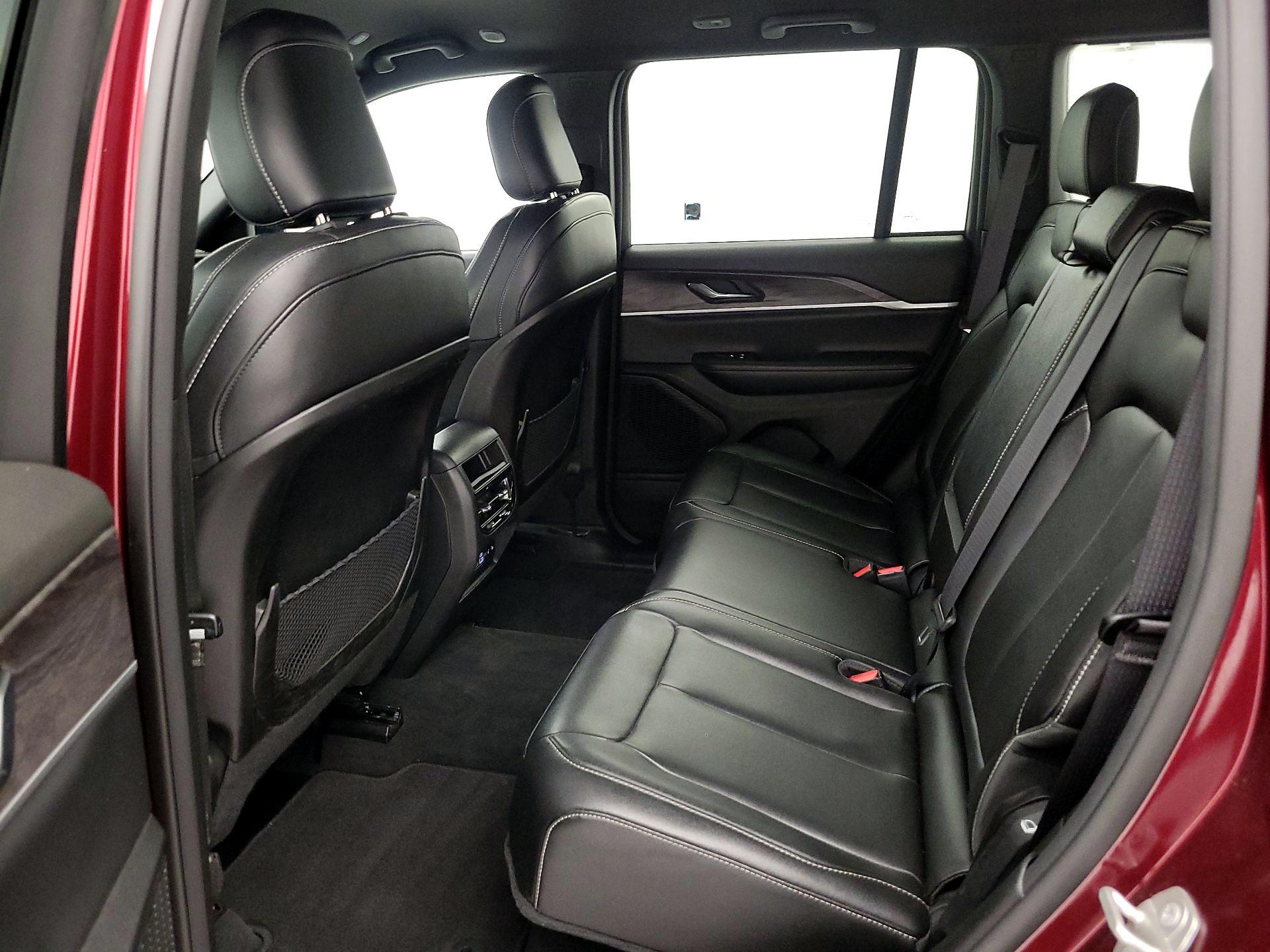 Thumbnail: 2024 Jeep Grand Cherokee - 20