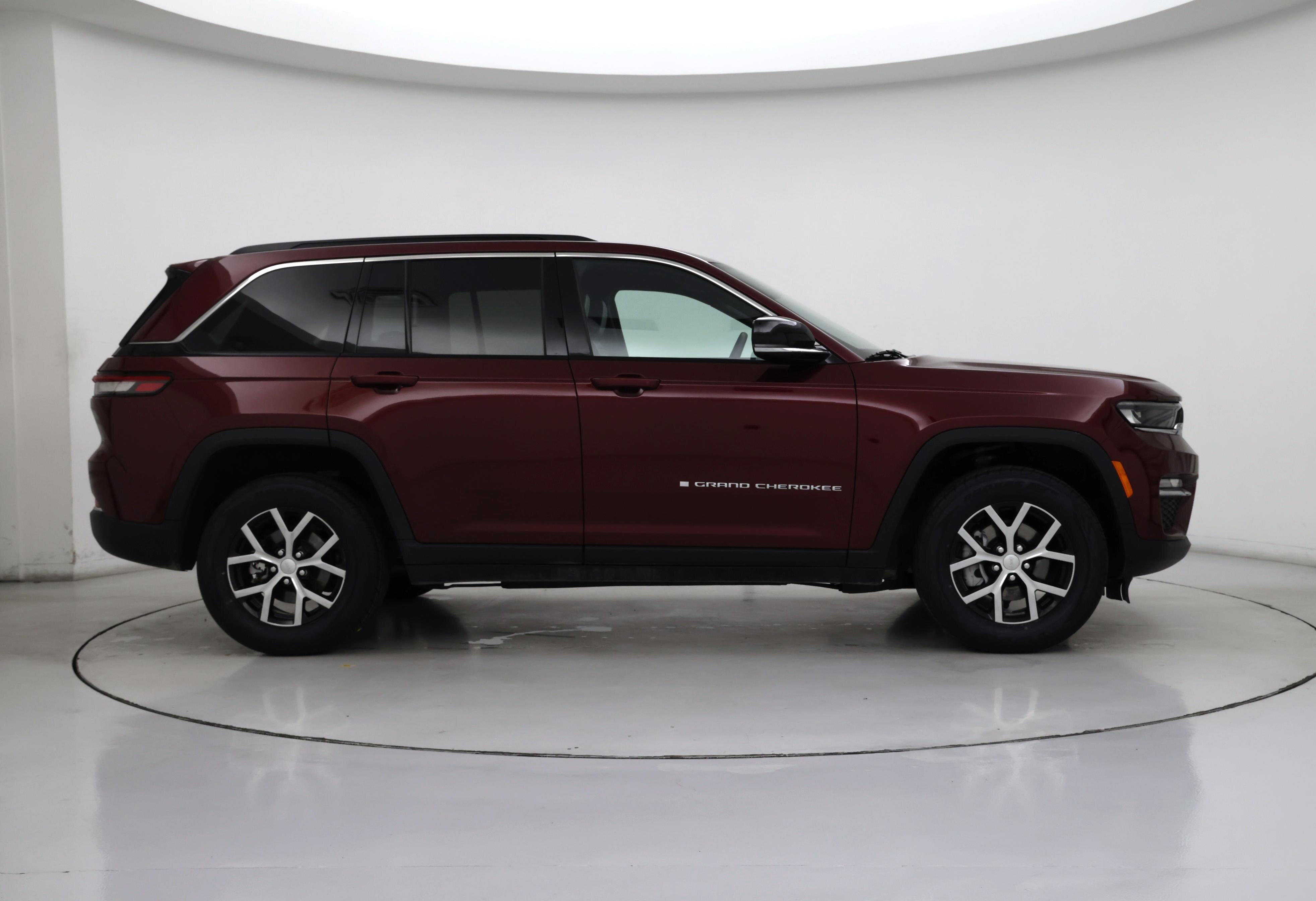 Thumbnail: 2024 Jeep Grand Cherokee - 7