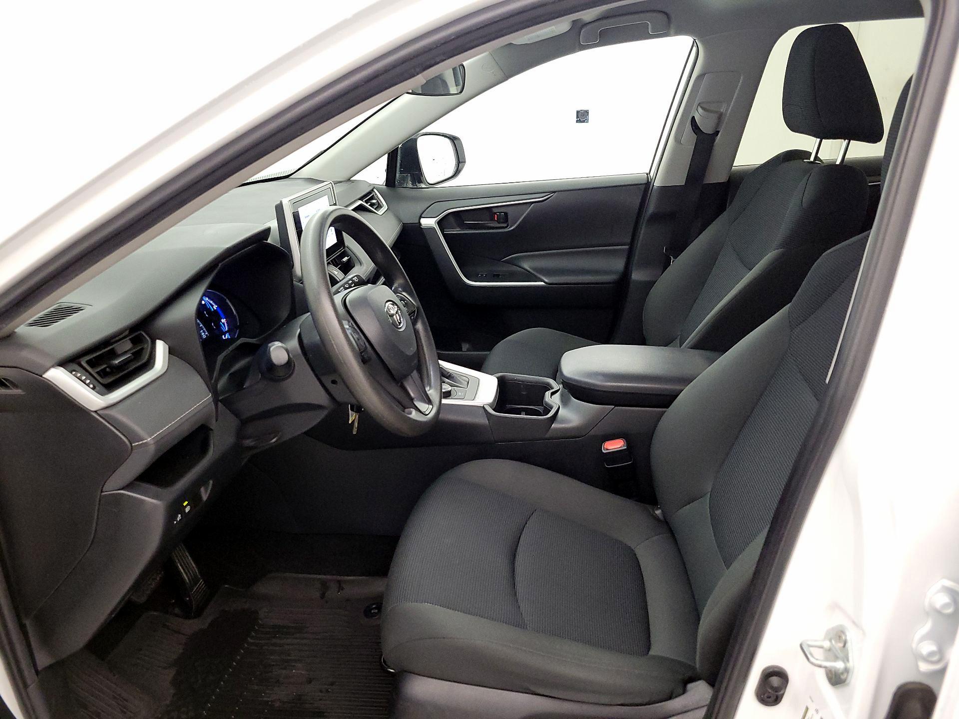 Thumbnail: 2024 Toyota RAV4 - 11