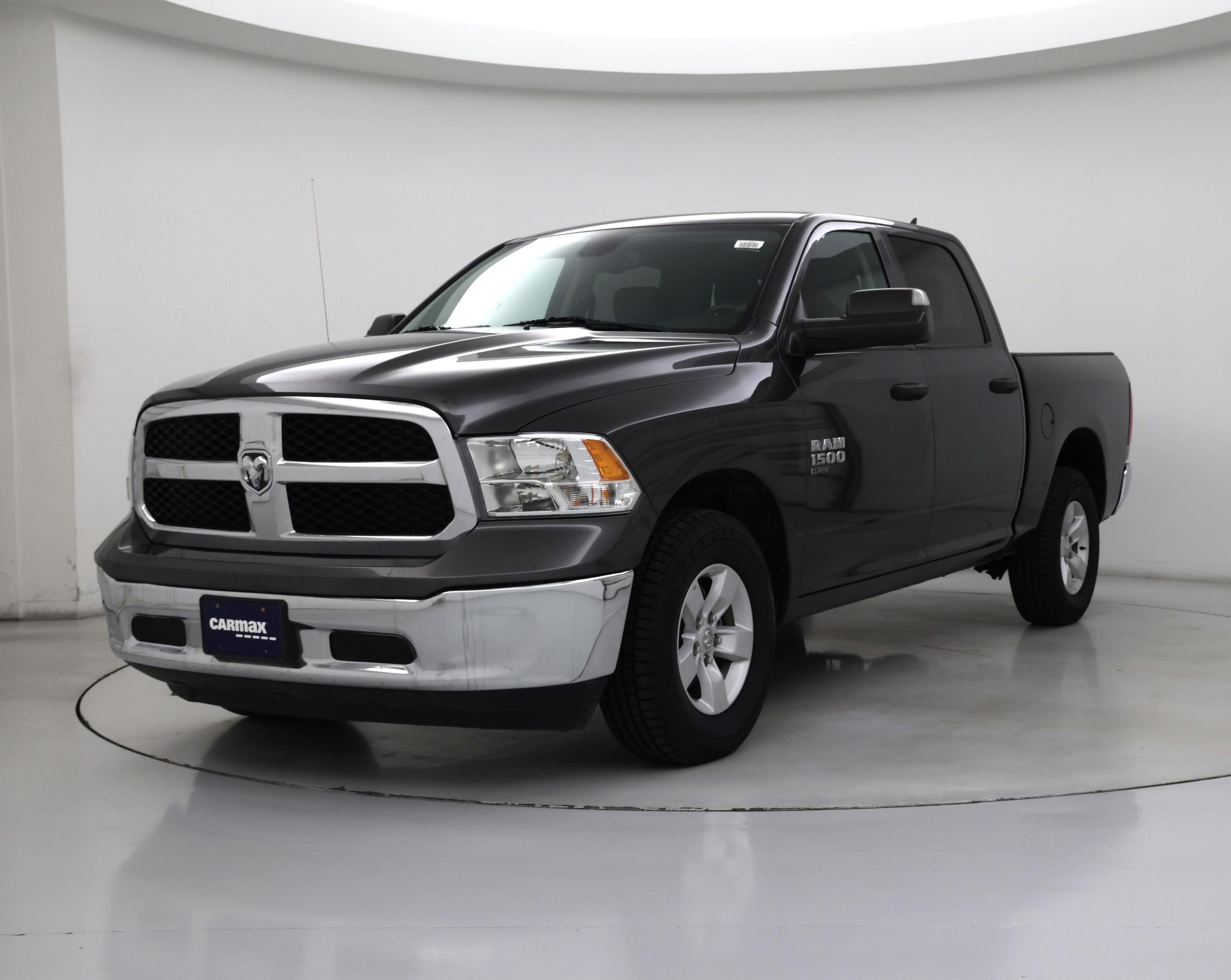 Thumbnail: 2023 RAM 1500 Classic - 4