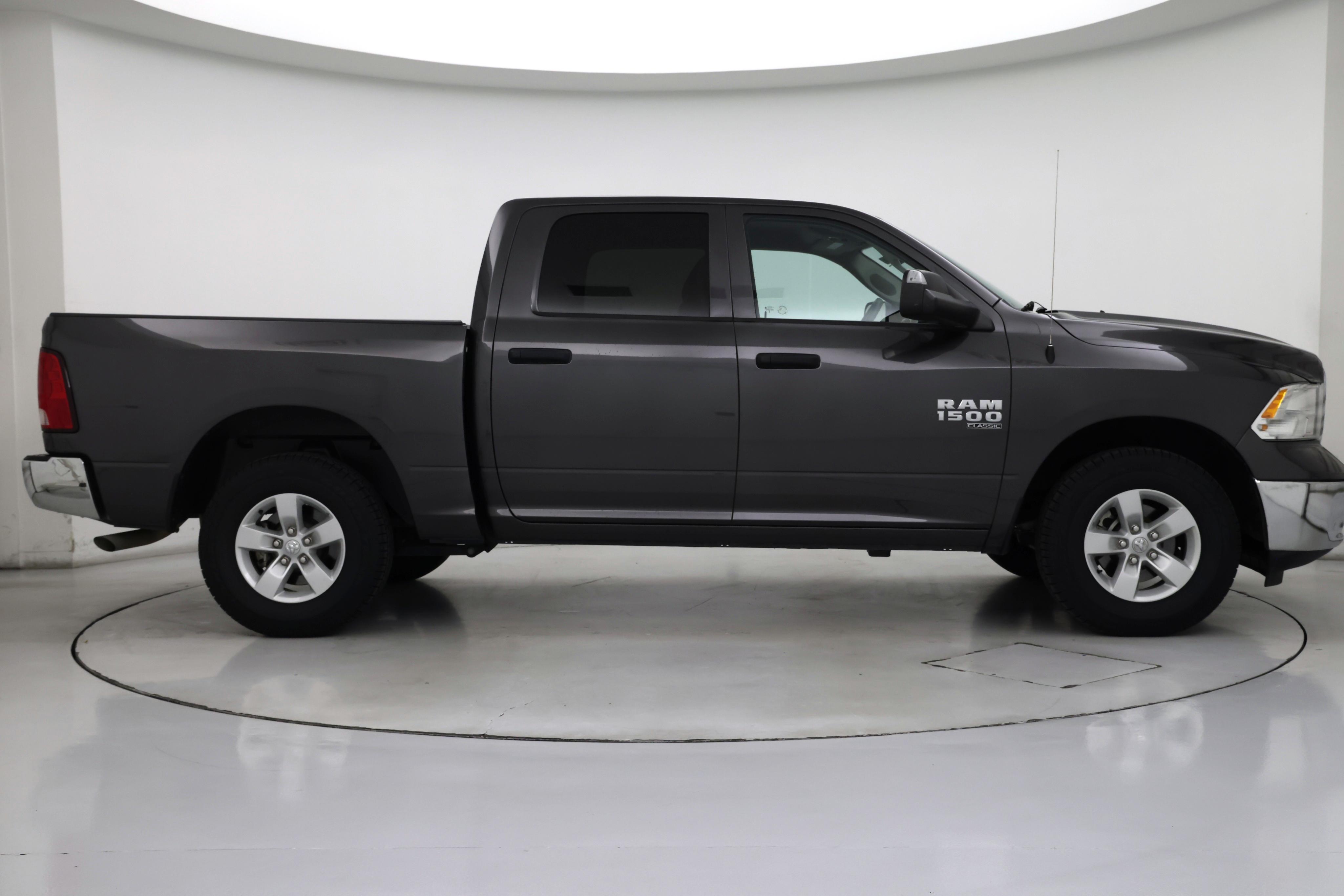 Thumbnail: 2023 RAM 1500 Classic - 7