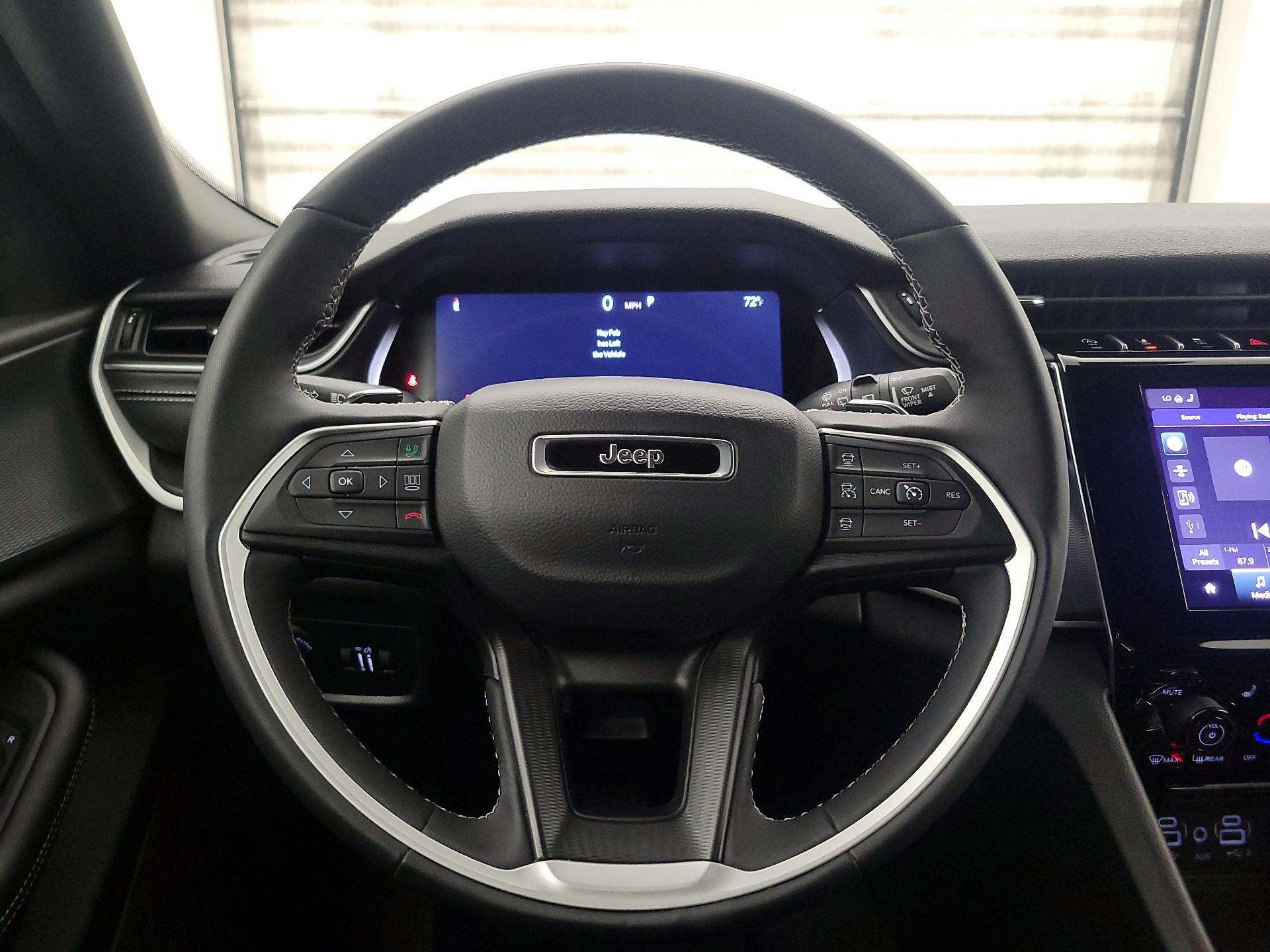 Thumbnail: 2024 Jeep Grand Cherokee L - 10