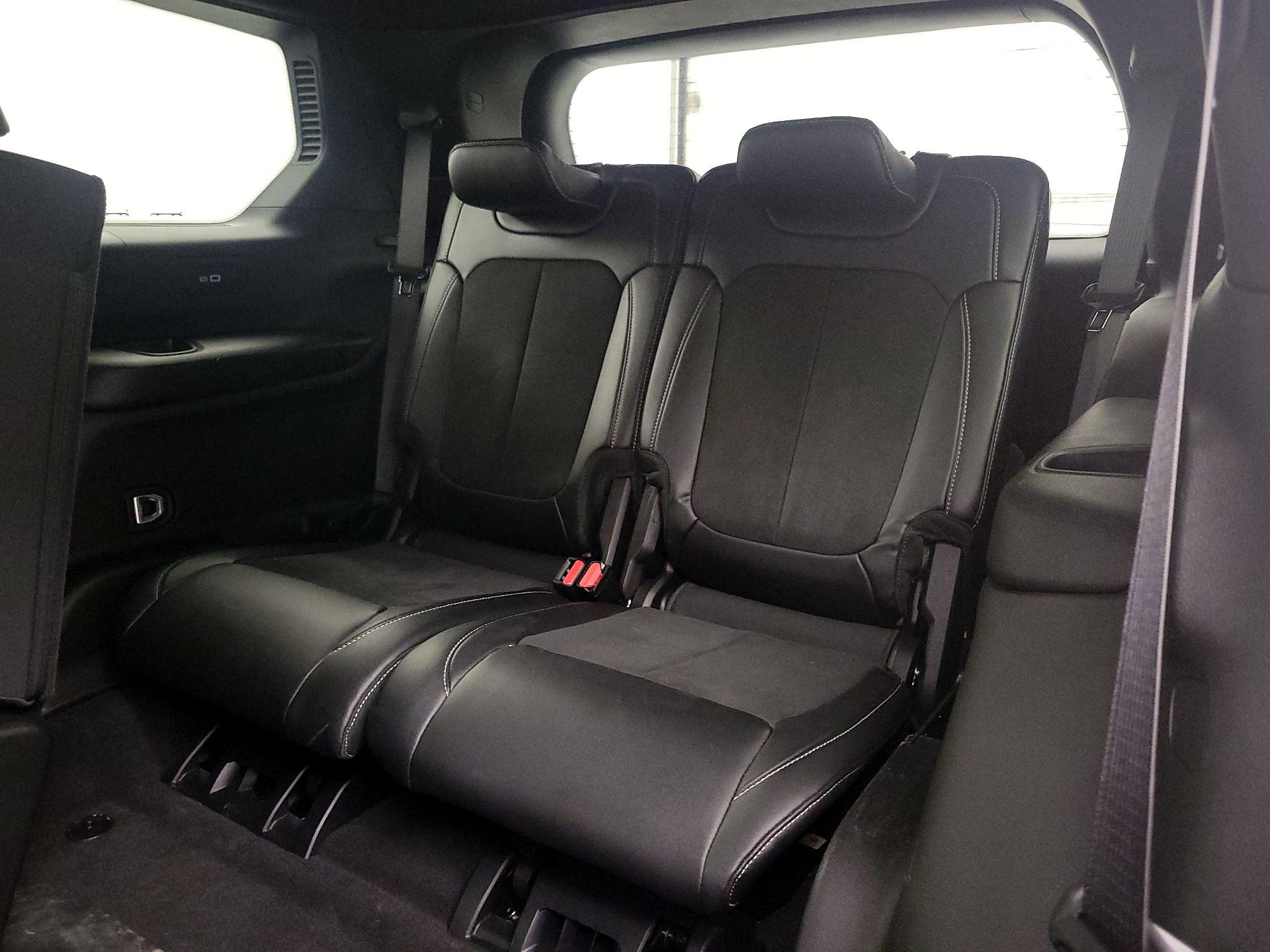 Thumbnail: 2024 Jeep Grand Cherokee L - 20