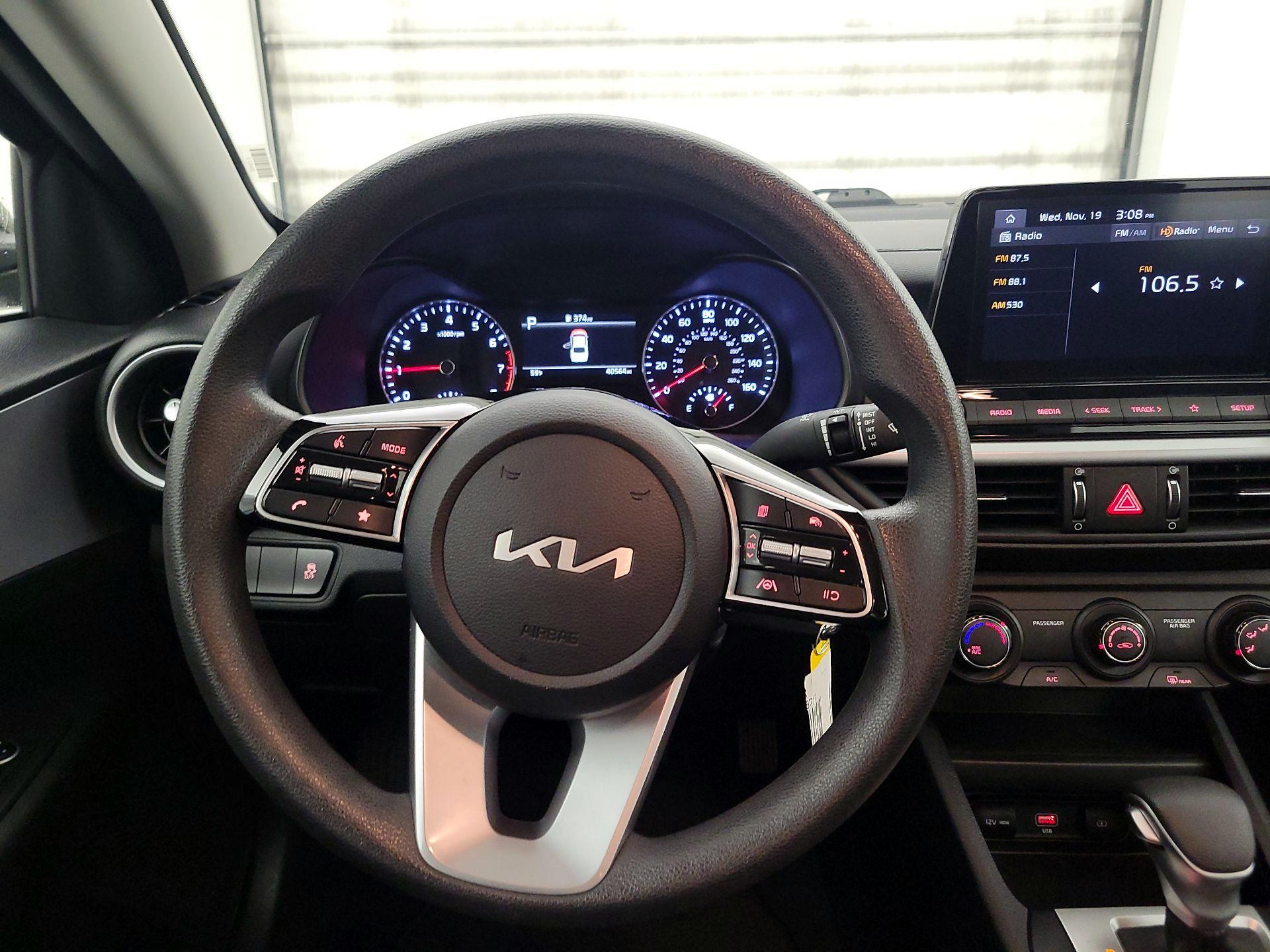 Thumbnail: 2024 Kia Forte - 10