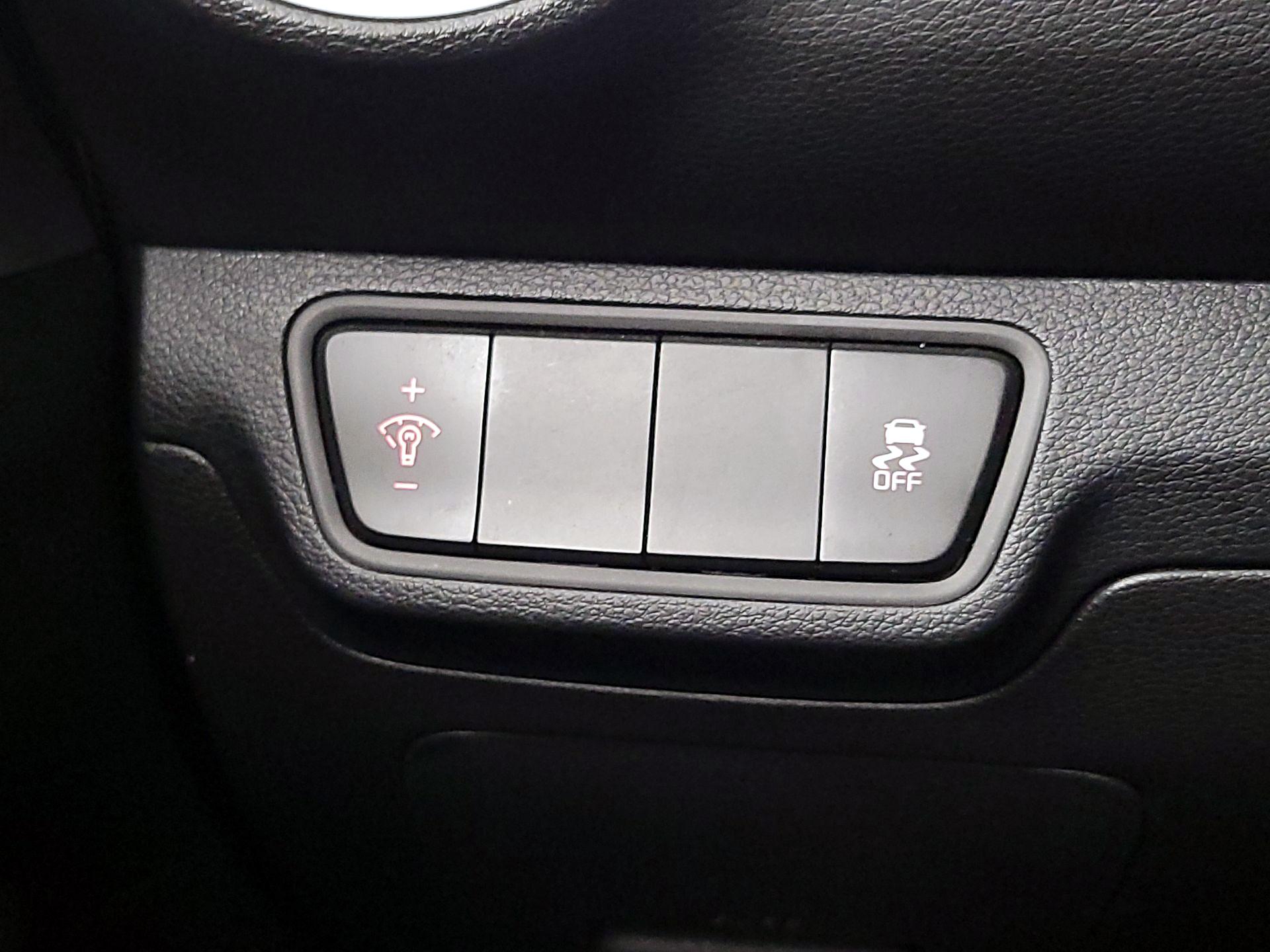 Thumbnail: 2024 Kia Forte - 13