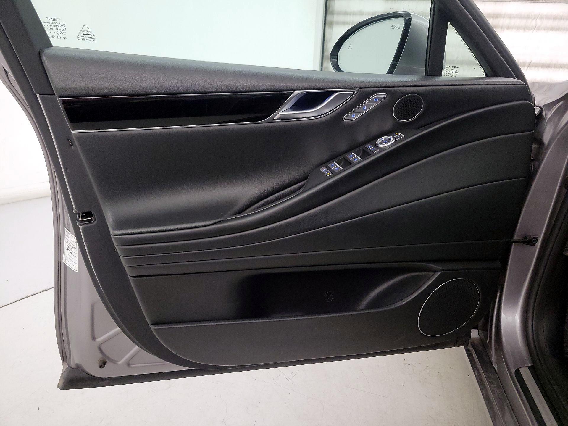 Thumbnail: 2023 Genesis G80 - 12