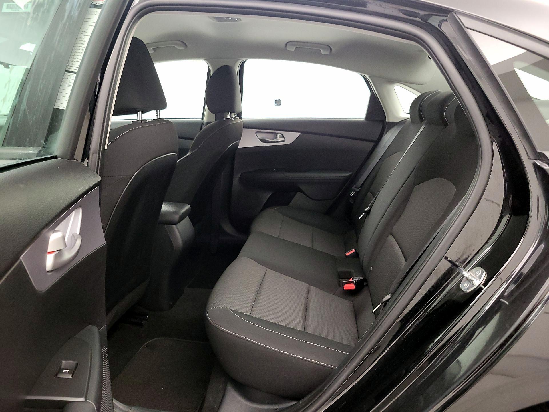 Thumbnail: 2024 Kia Forte - 19