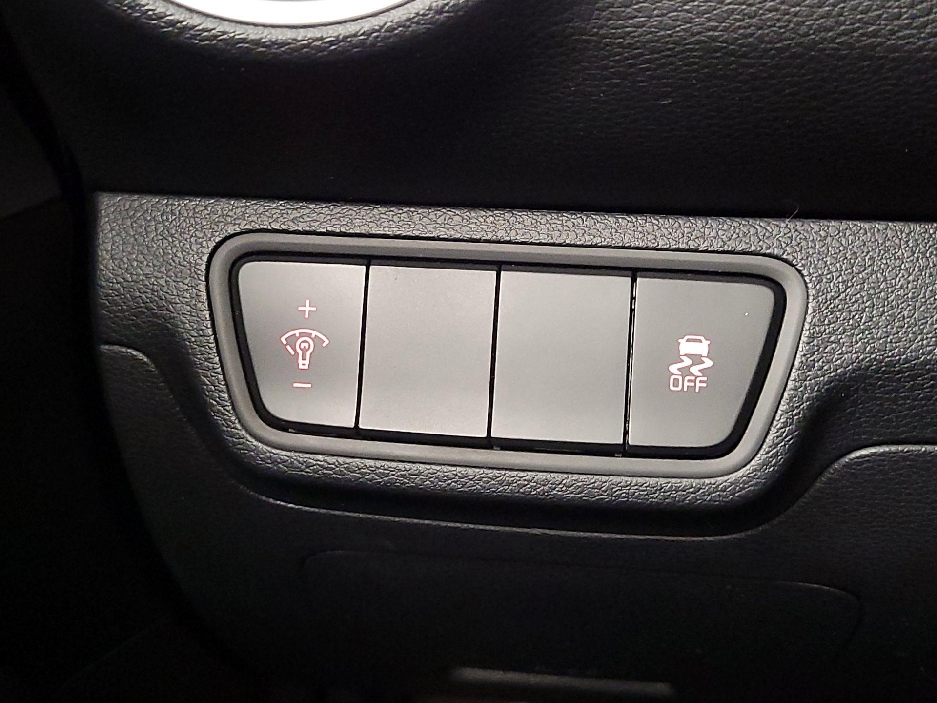 Thumbnail: 2024 Kia Forte - 13