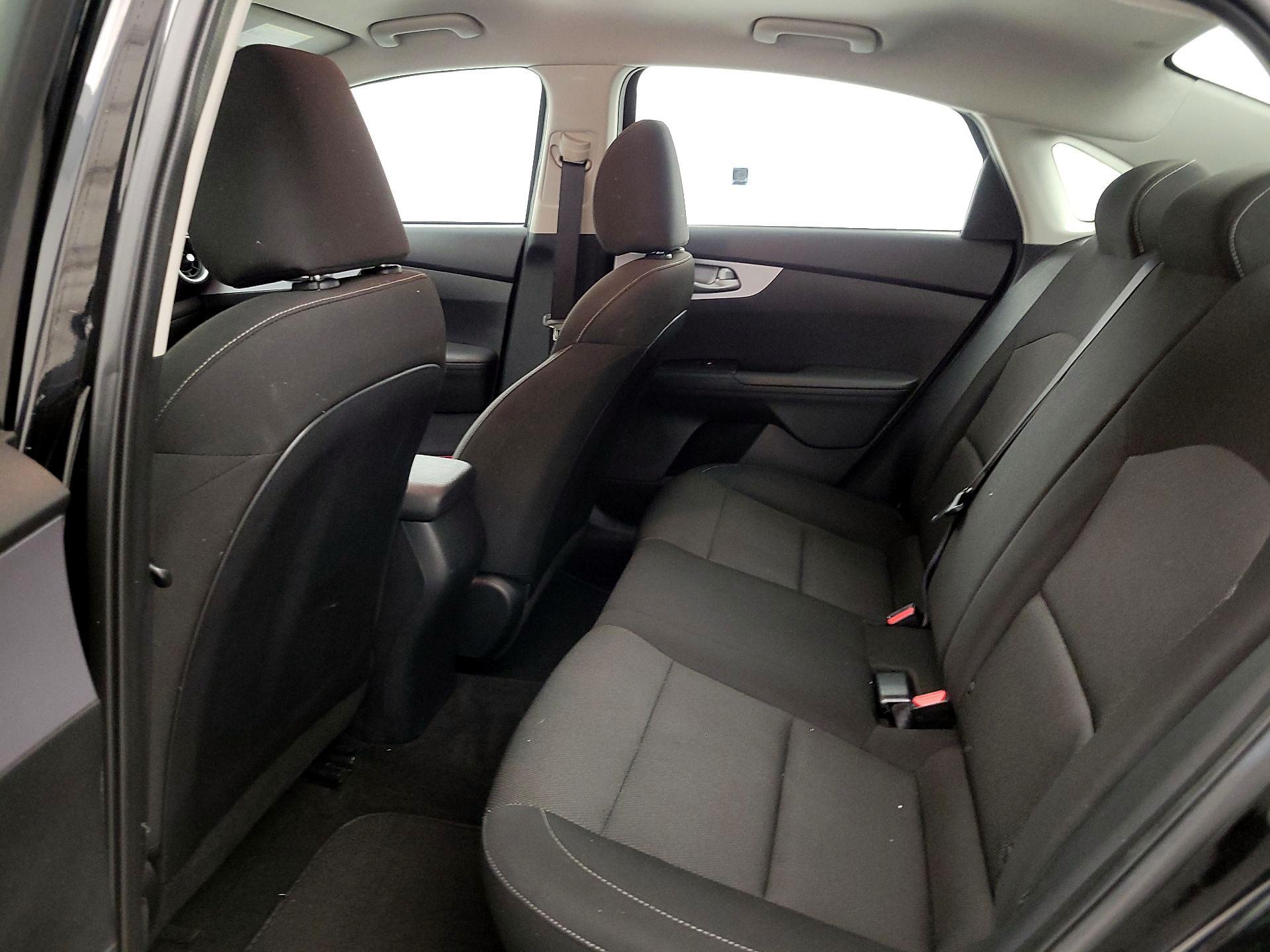 Thumbnail: 2024 Kia Forte - 19