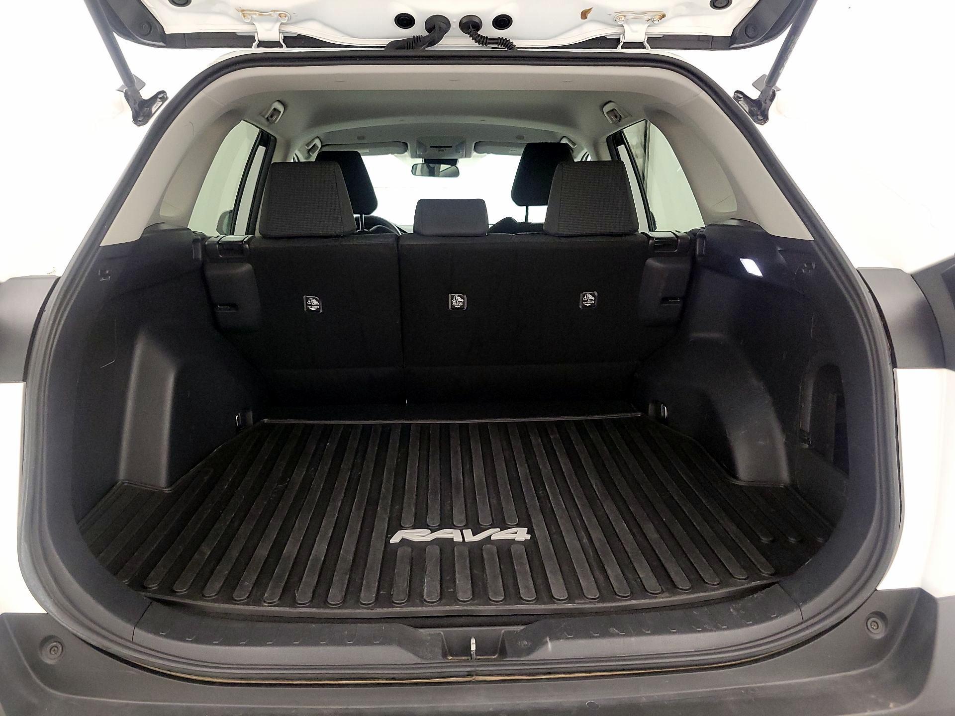 Thumbnail: 2024 Toyota RAV4 - 20