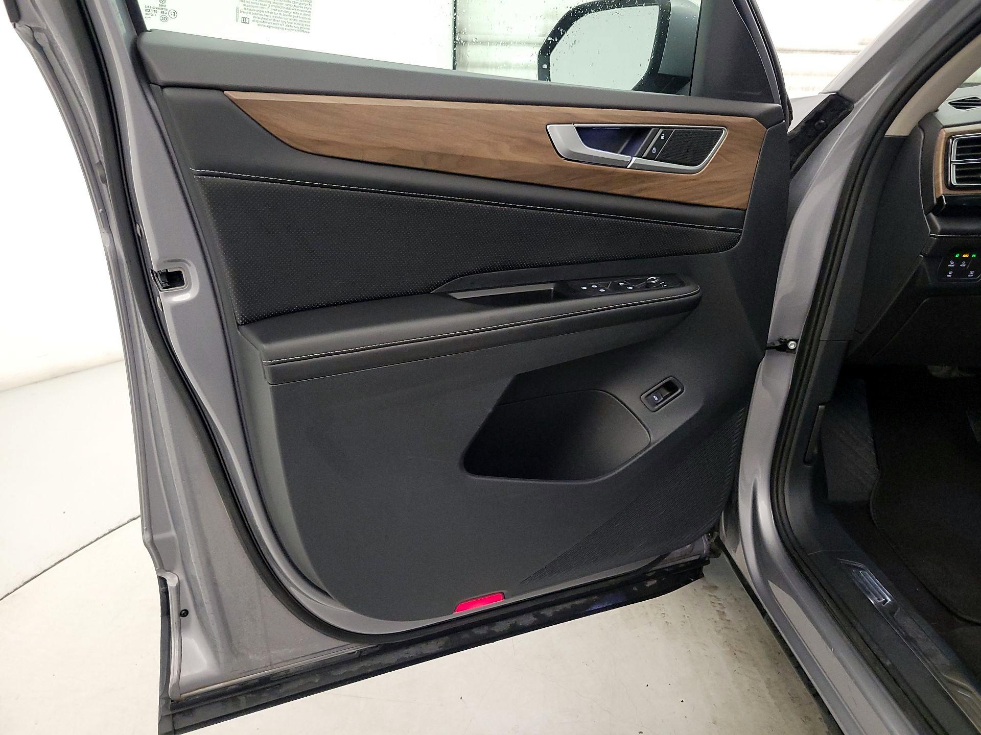 Thumbnail: 2024 Volkswagen Atlas - 12