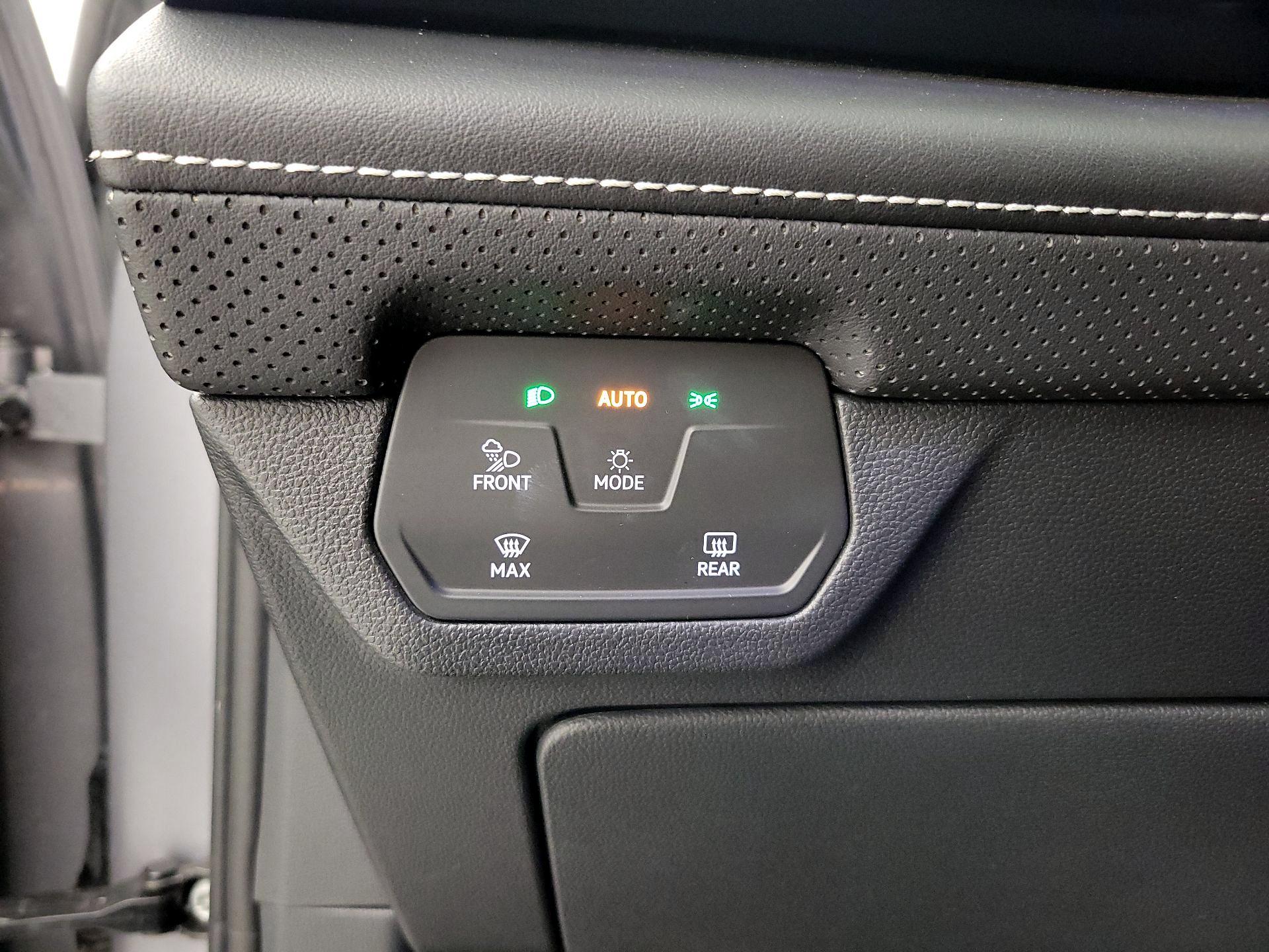 Thumbnail: 2024 Volkswagen Atlas - 13