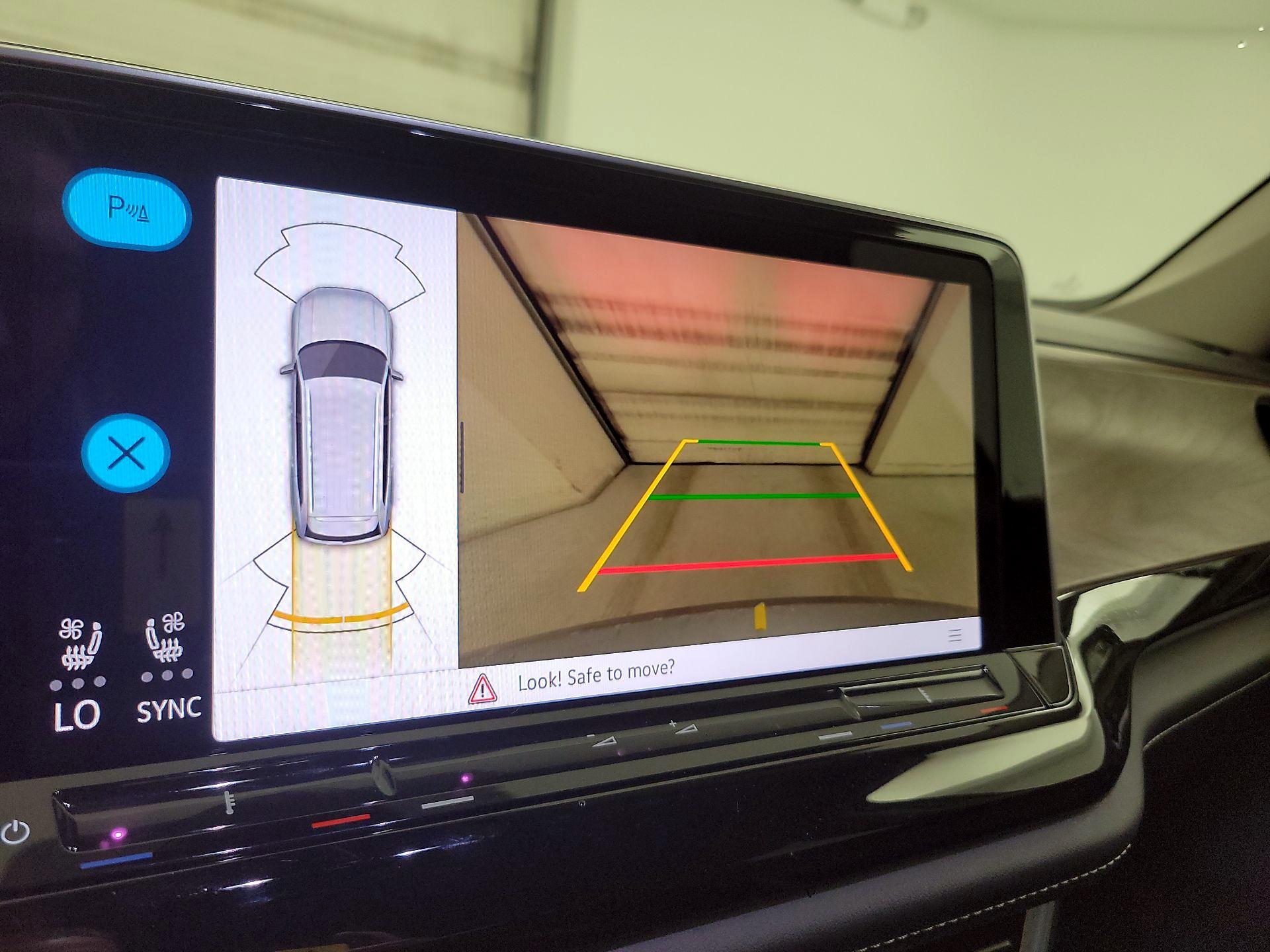 Thumbnail: 2024 Volkswagen Atlas - 14