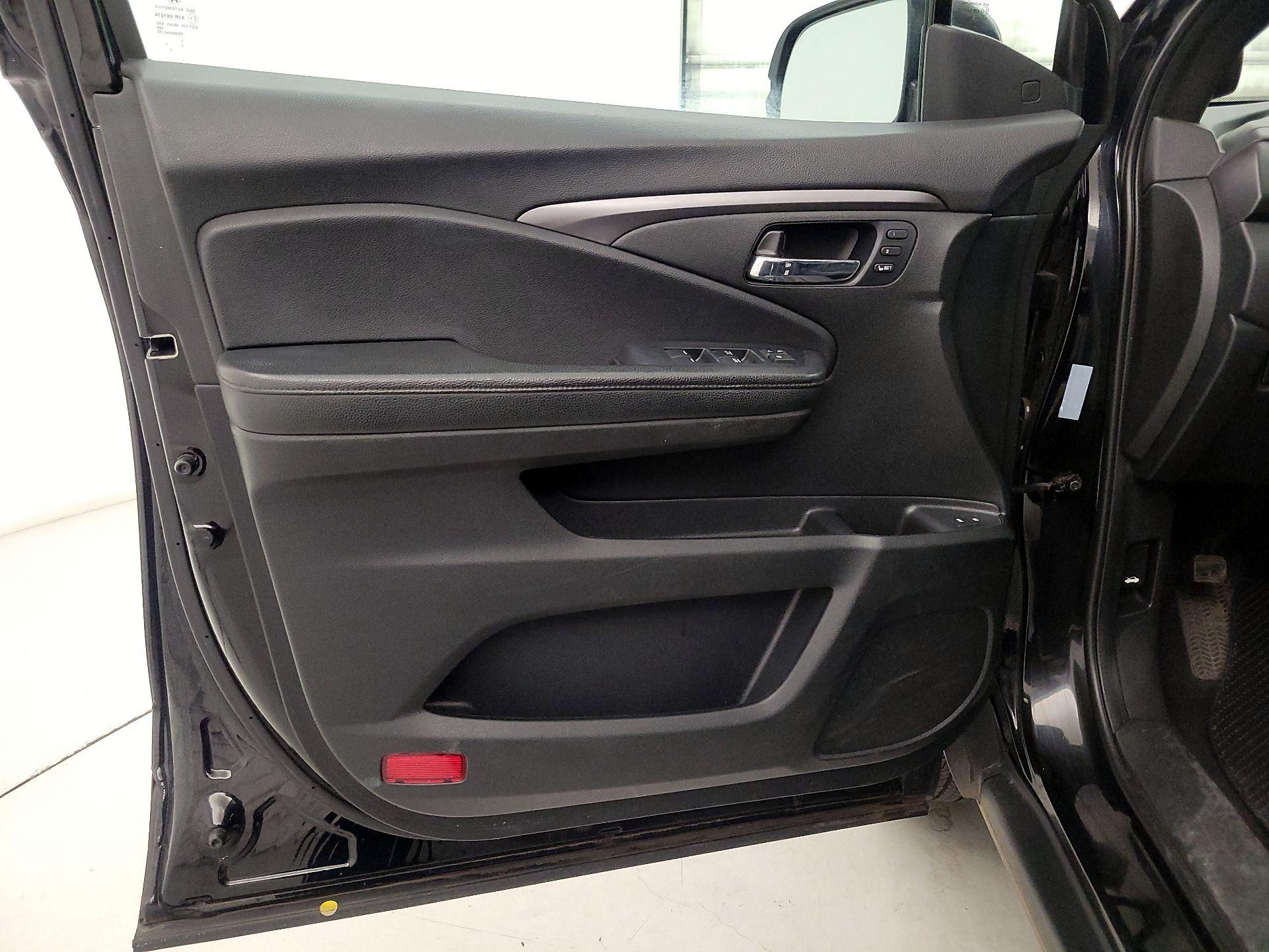 Thumbnail: 2021 Honda Passport - 12