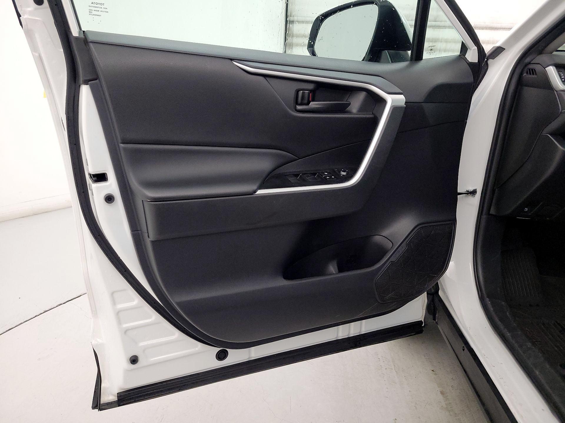 Thumbnail: 2024 Toyota RAV4 - 12