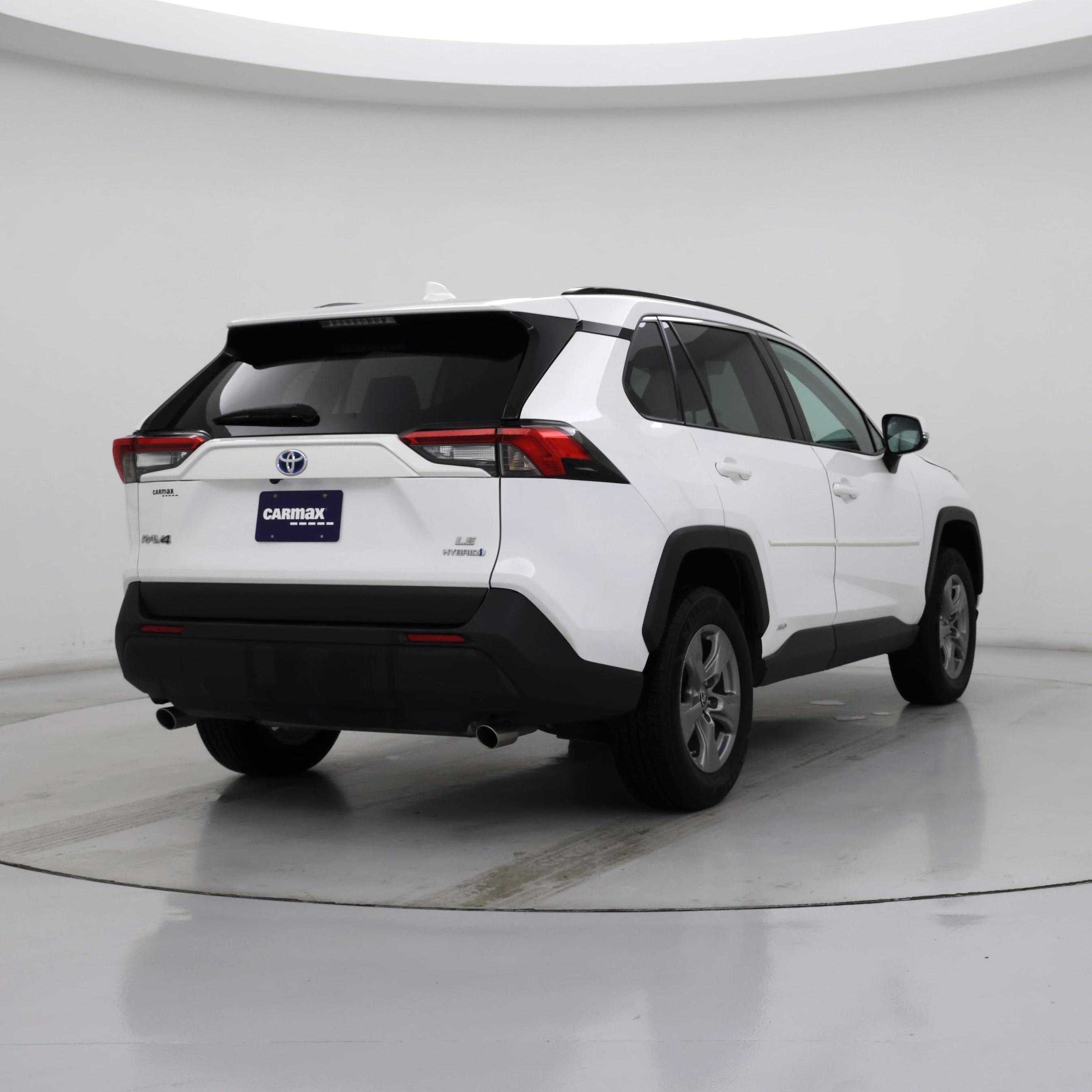 Thumbnail: 2024 Toyota RAV4 - 8