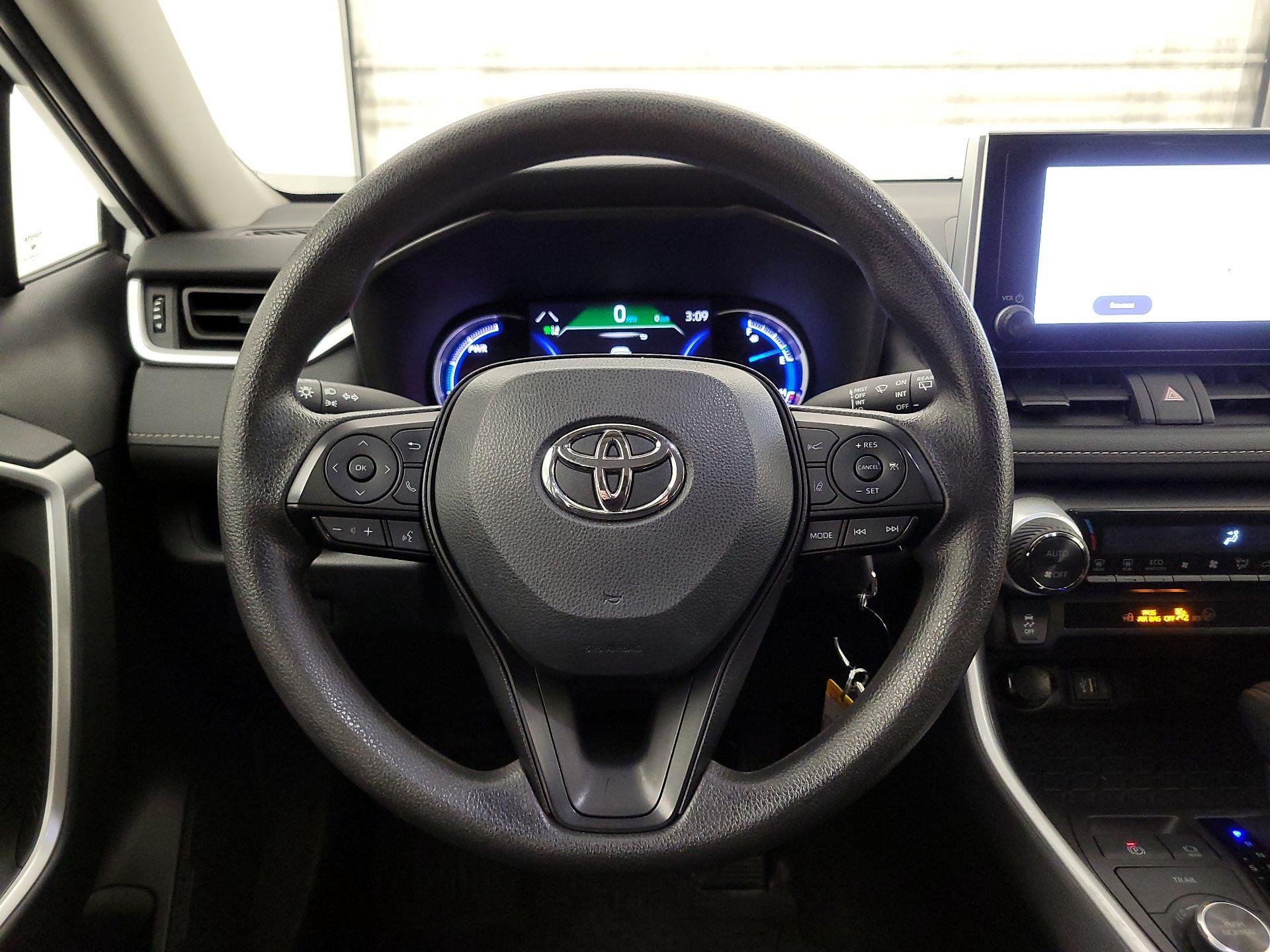 Thumbnail: 2024 Toyota RAV4 - 10