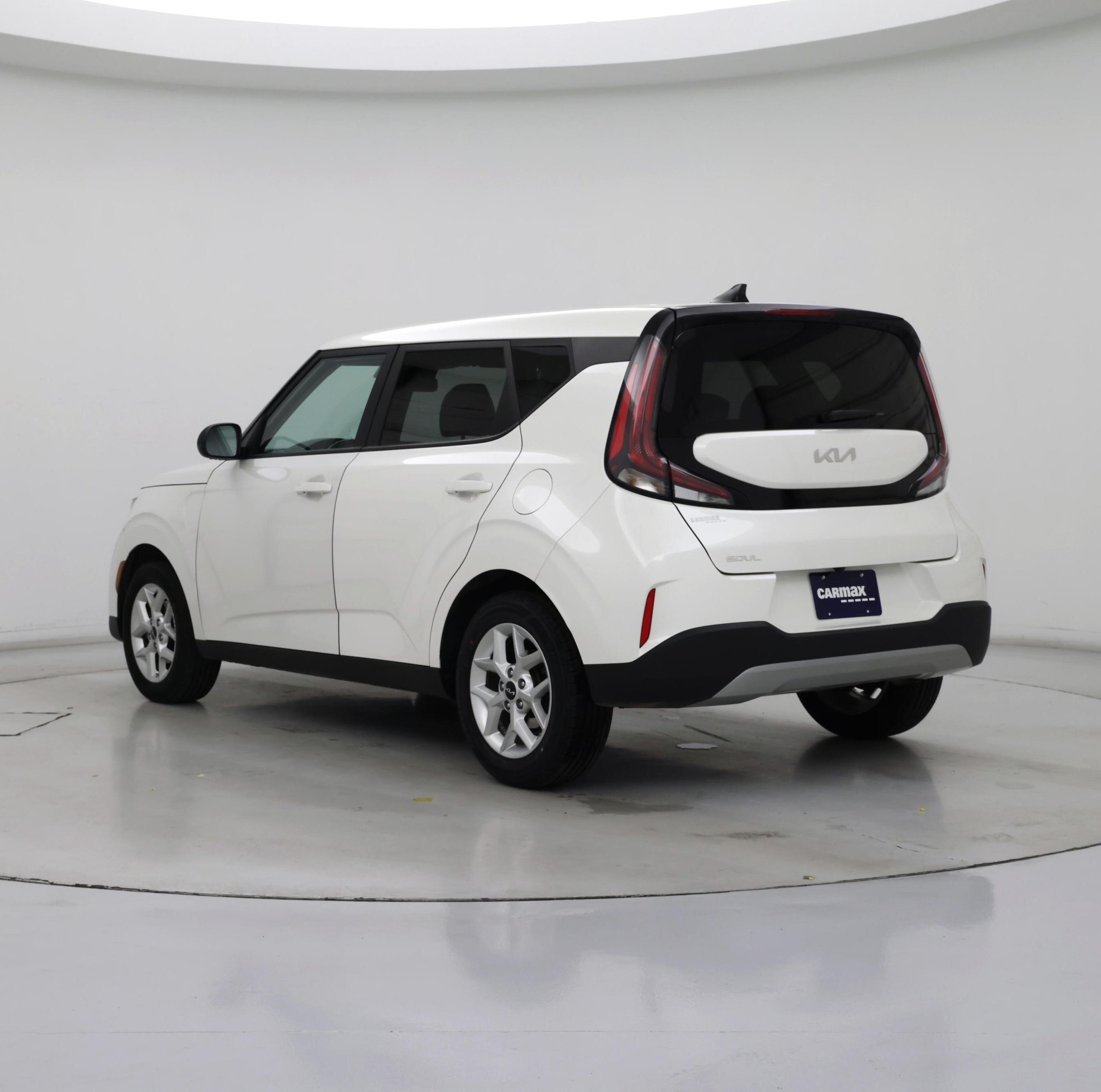 Thumbnail: 2023 Kia Soul - 2