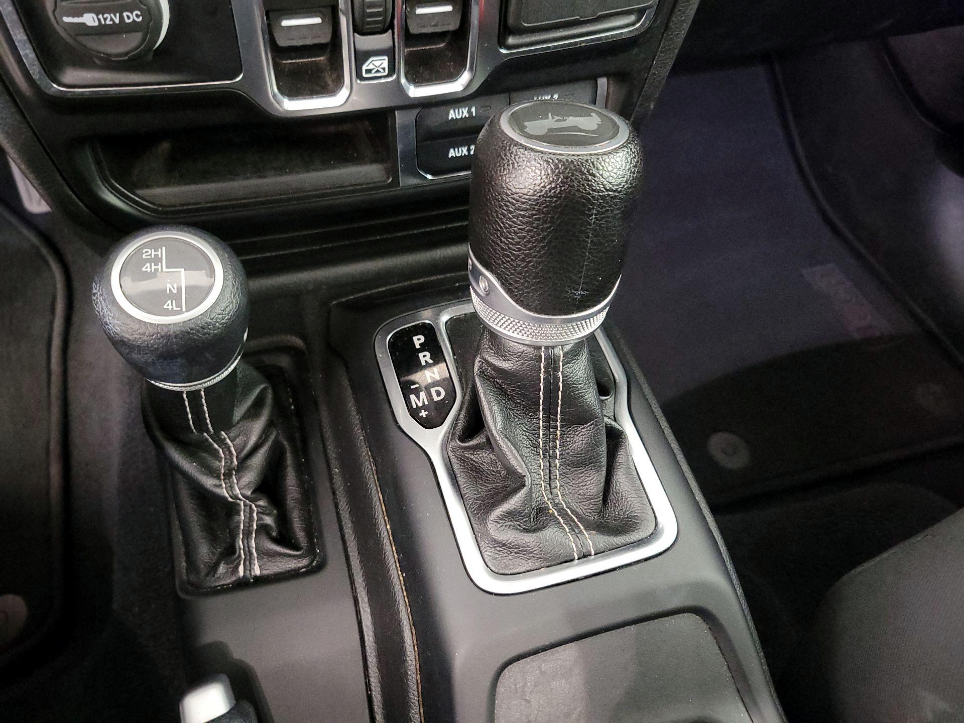 Thumbnail: 2022 Jeep Wrangler - 17