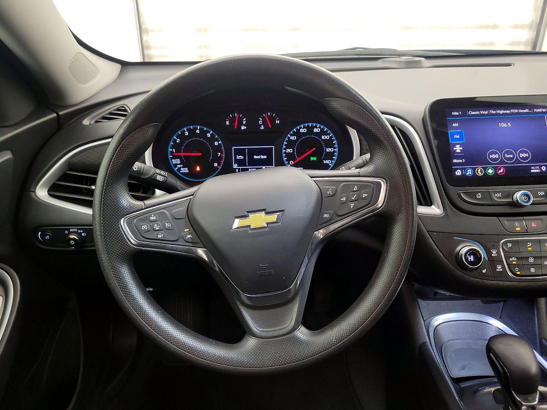 Thumbnail: 2023 Chevrolet Malibu - 10