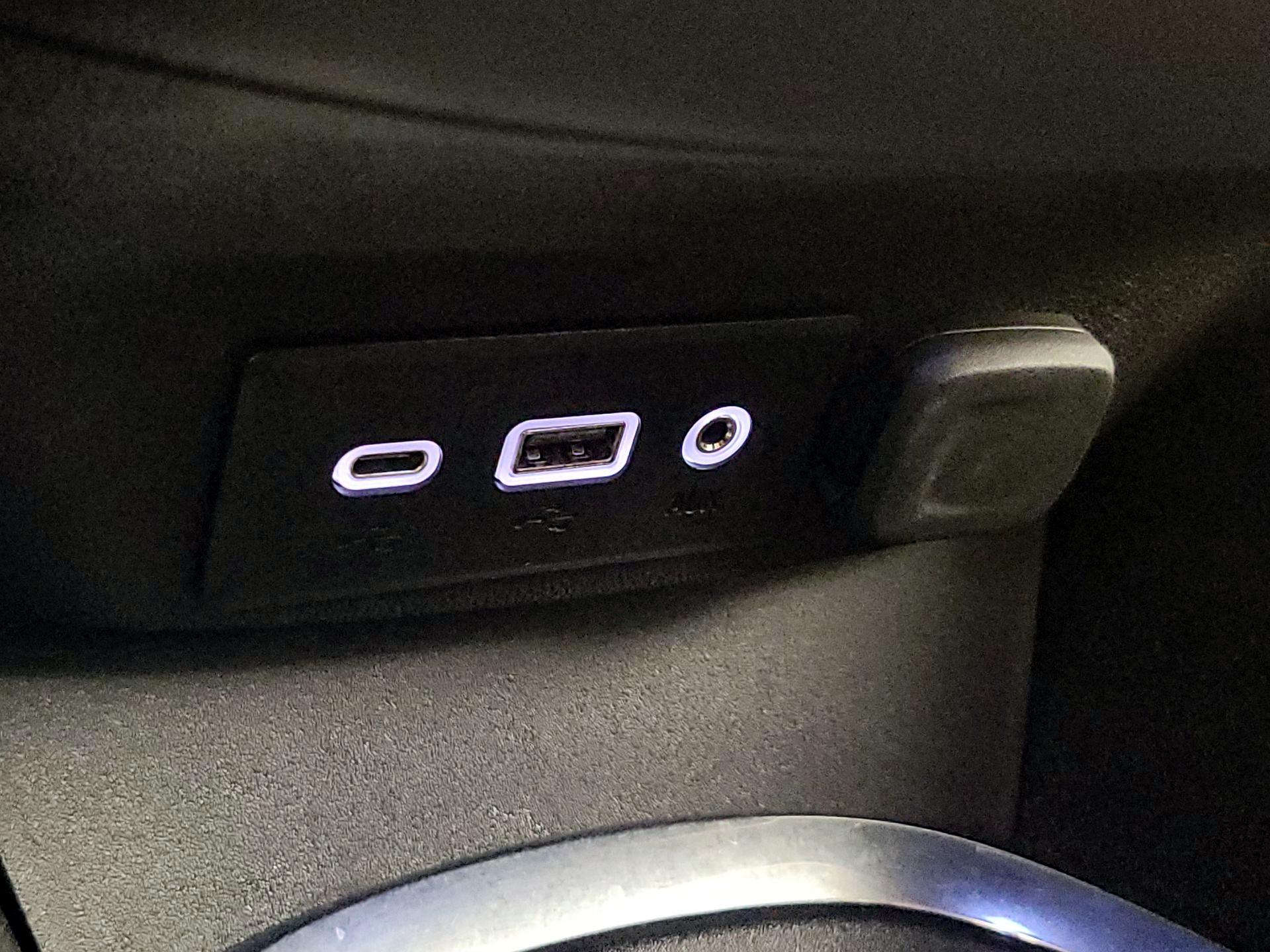 Thumbnail: 2023 Chevrolet Malibu - 18