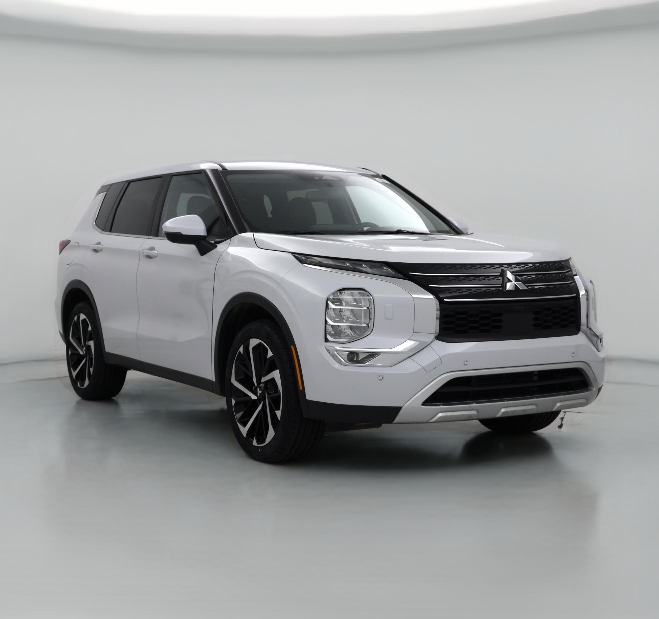 Thumbnail: 2024 Mitsubishi Outlander - 1
