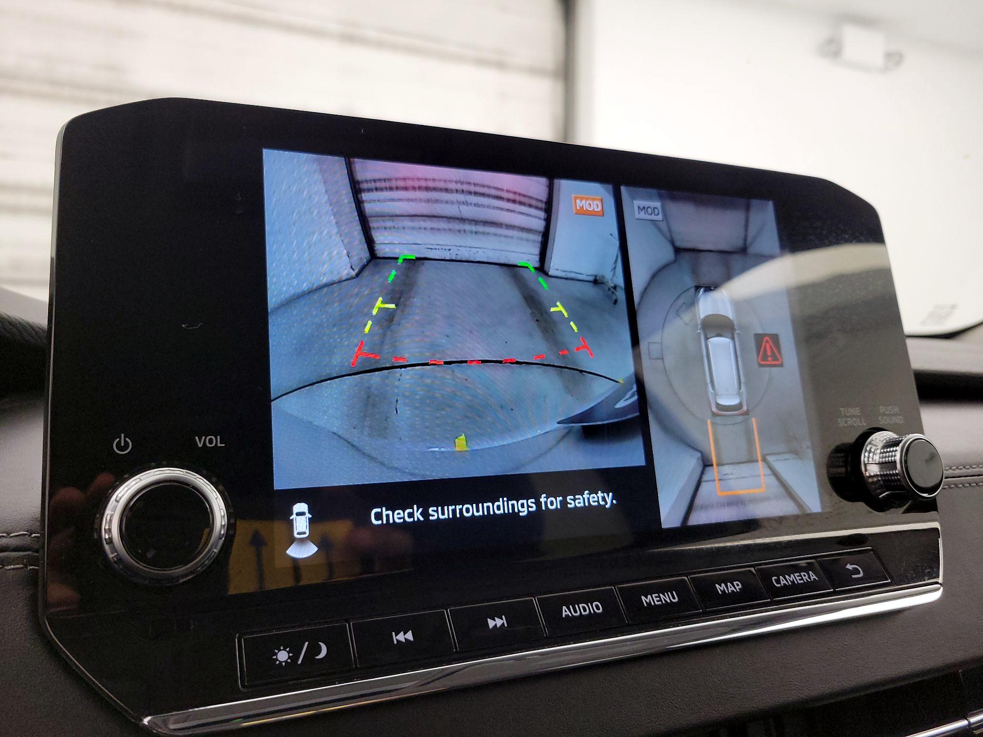 Thumbnail: 2024 Mitsubishi Outlander - 15