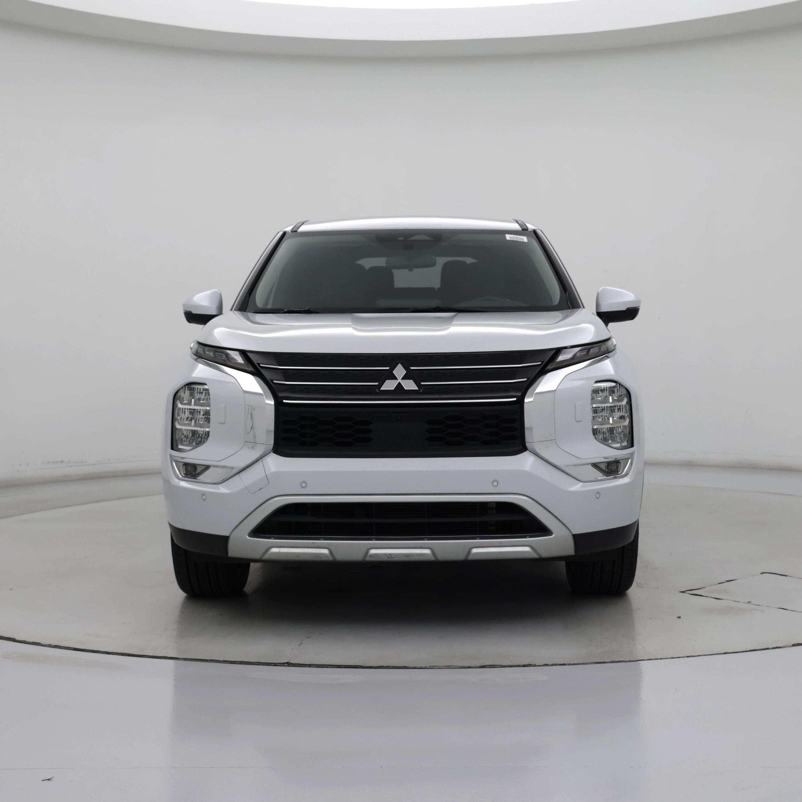 Thumbnail: 2024 Mitsubishi Outlander - 5