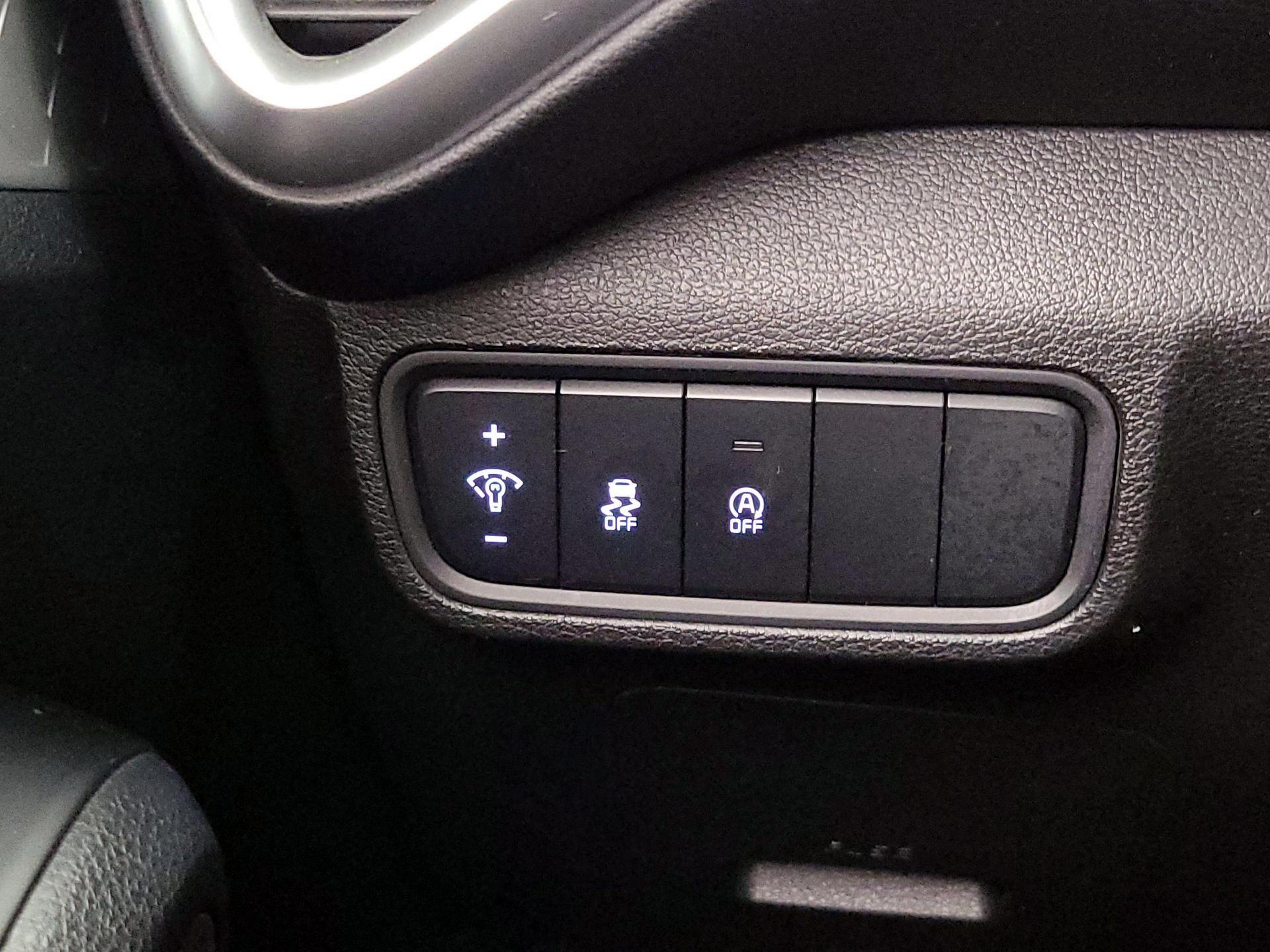 Thumbnail: 2023 Kia Soul - 13