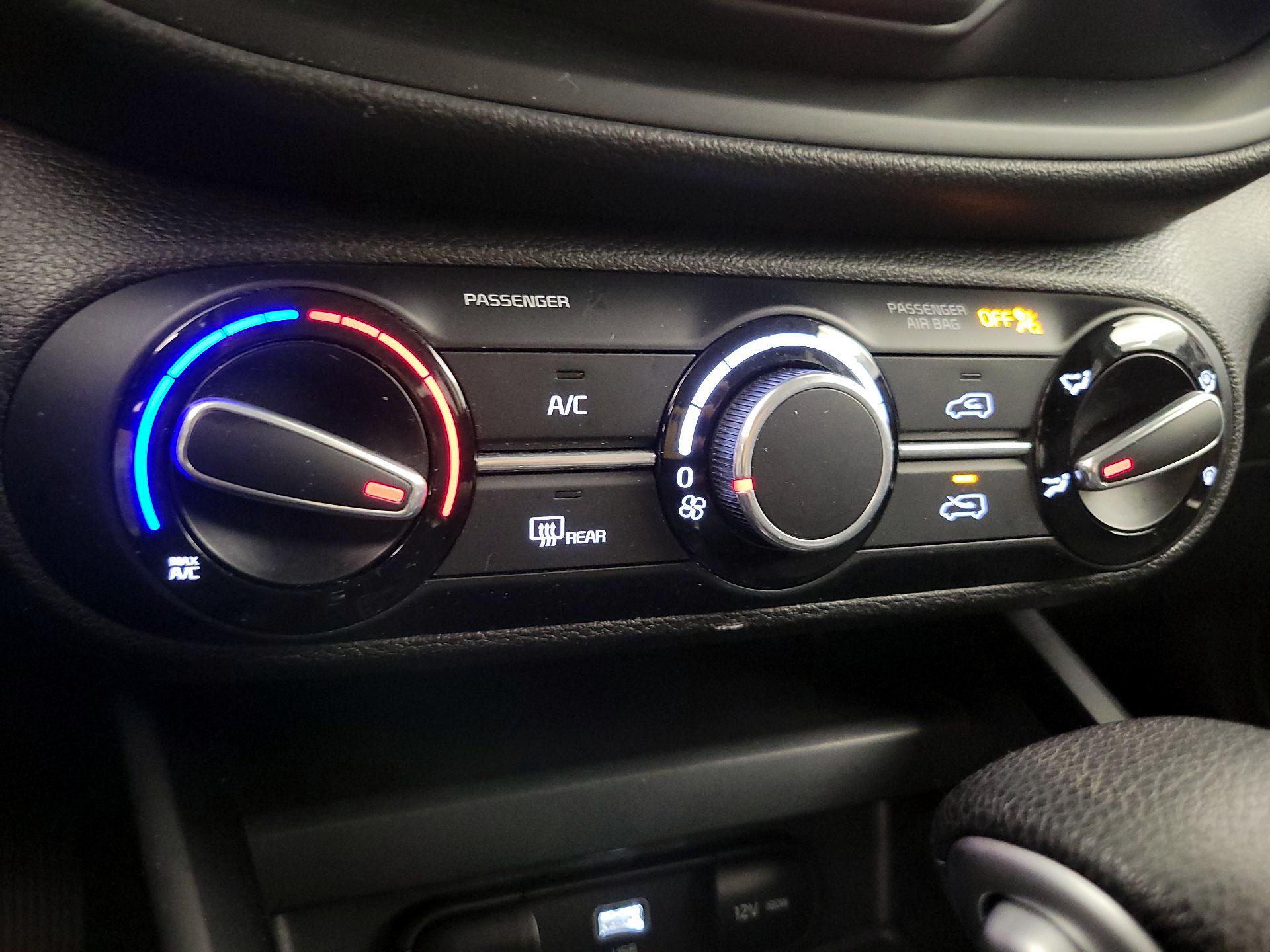 Thumbnail: 2023 Kia Soul - 16