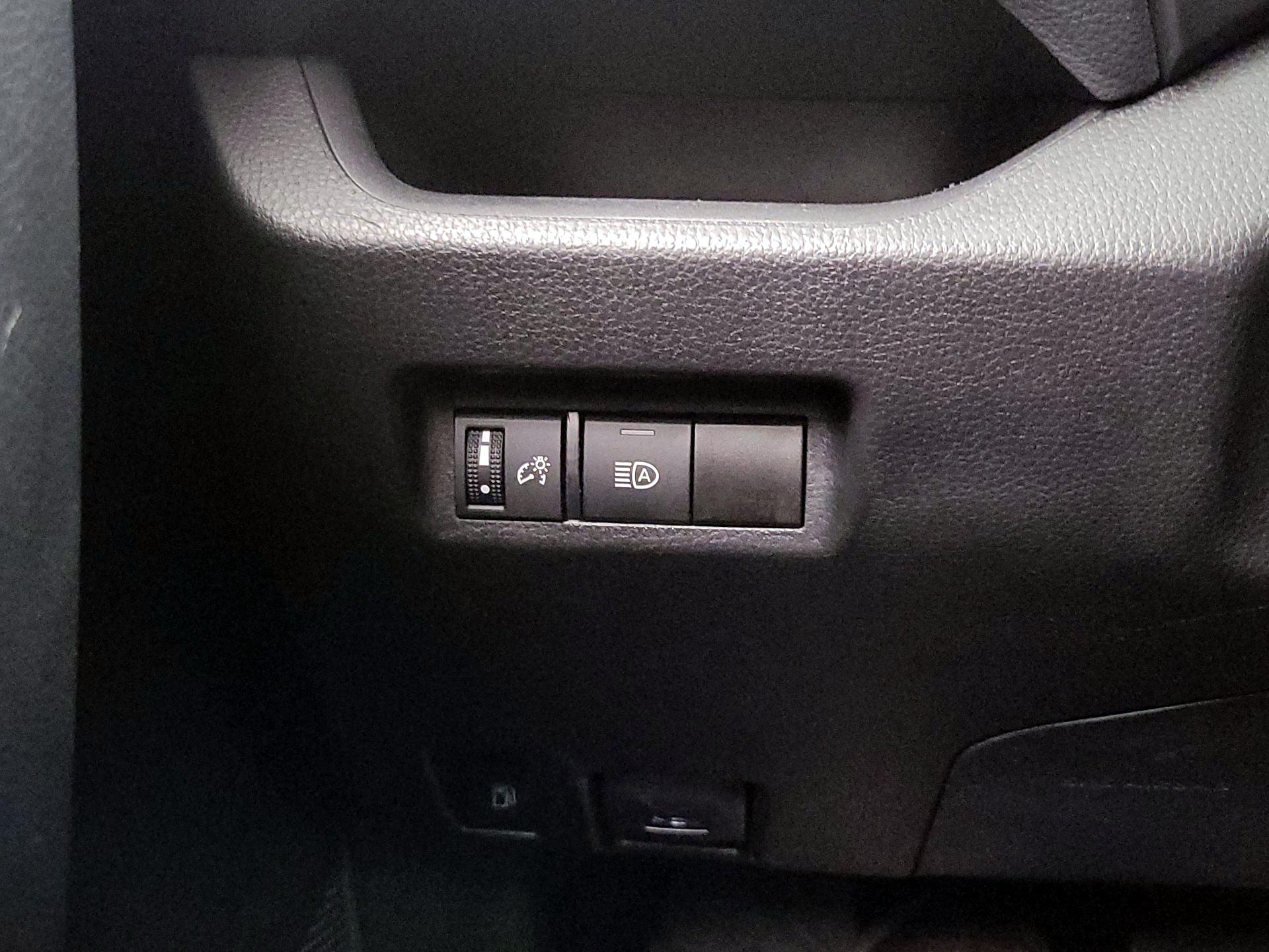 Thumbnail: 2024 Toyota RAV4 - 13