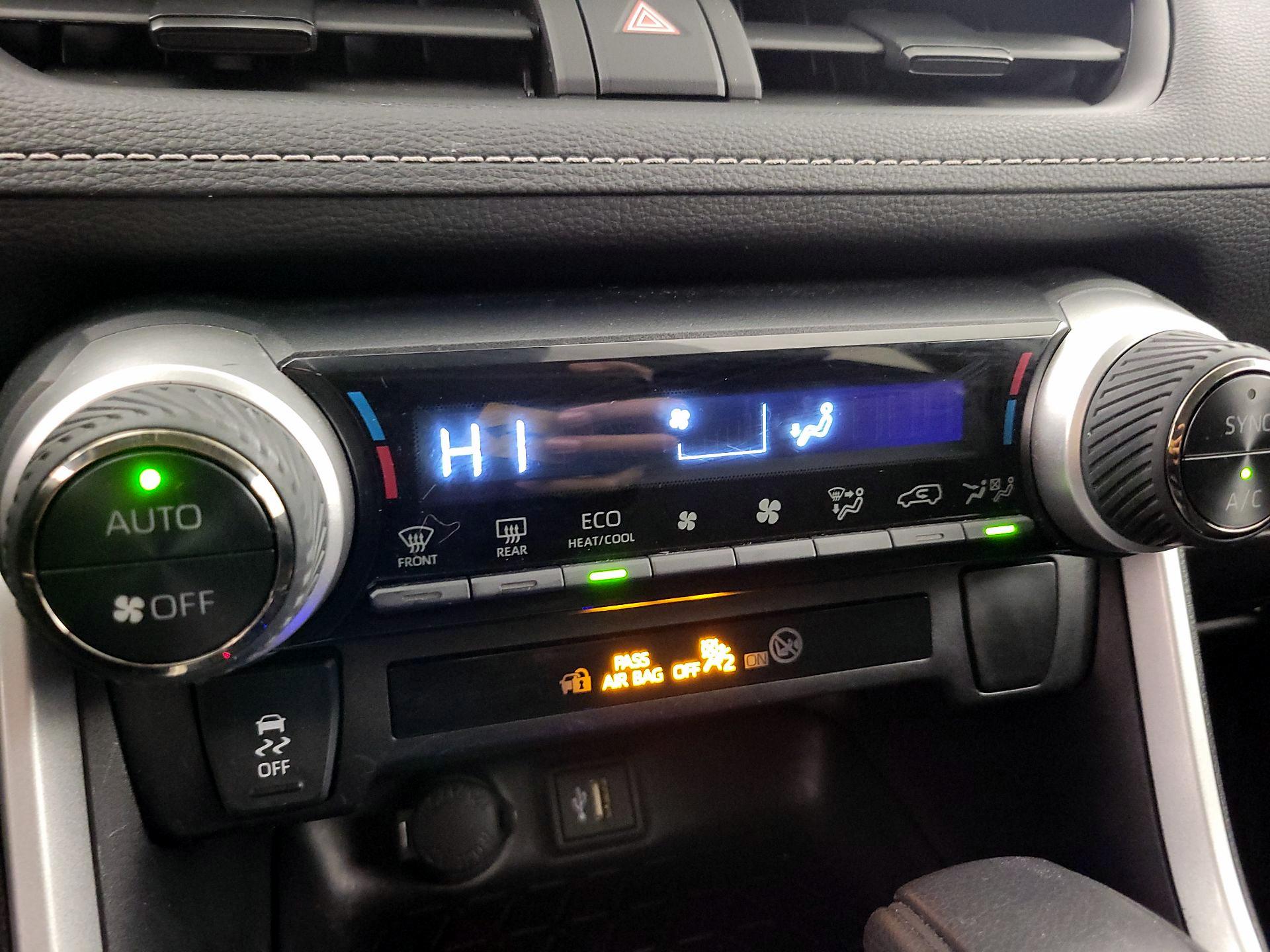 Thumbnail: 2024 Toyota RAV4 - 16