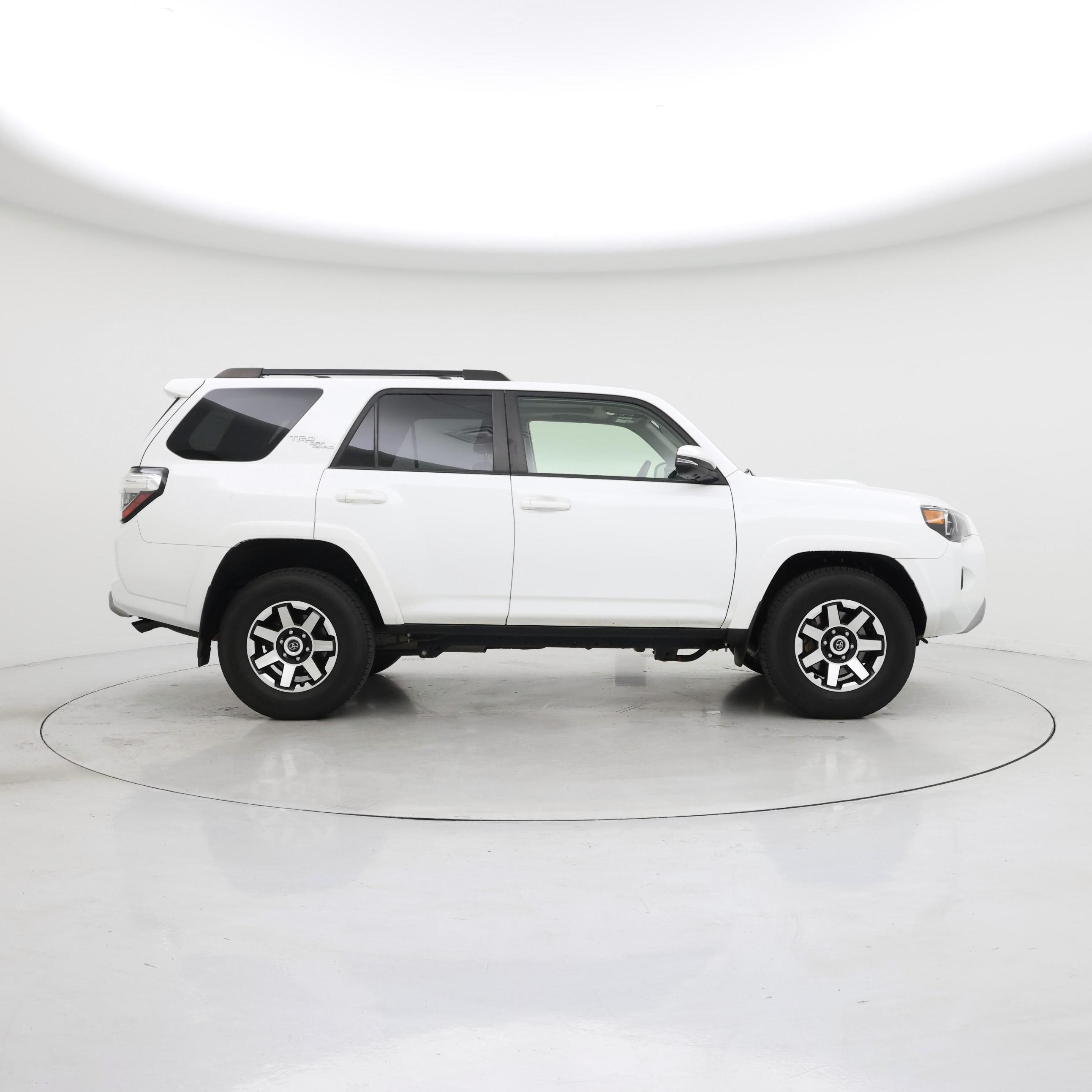 Thumbnail: 2023 Toyota 4Runner - 7