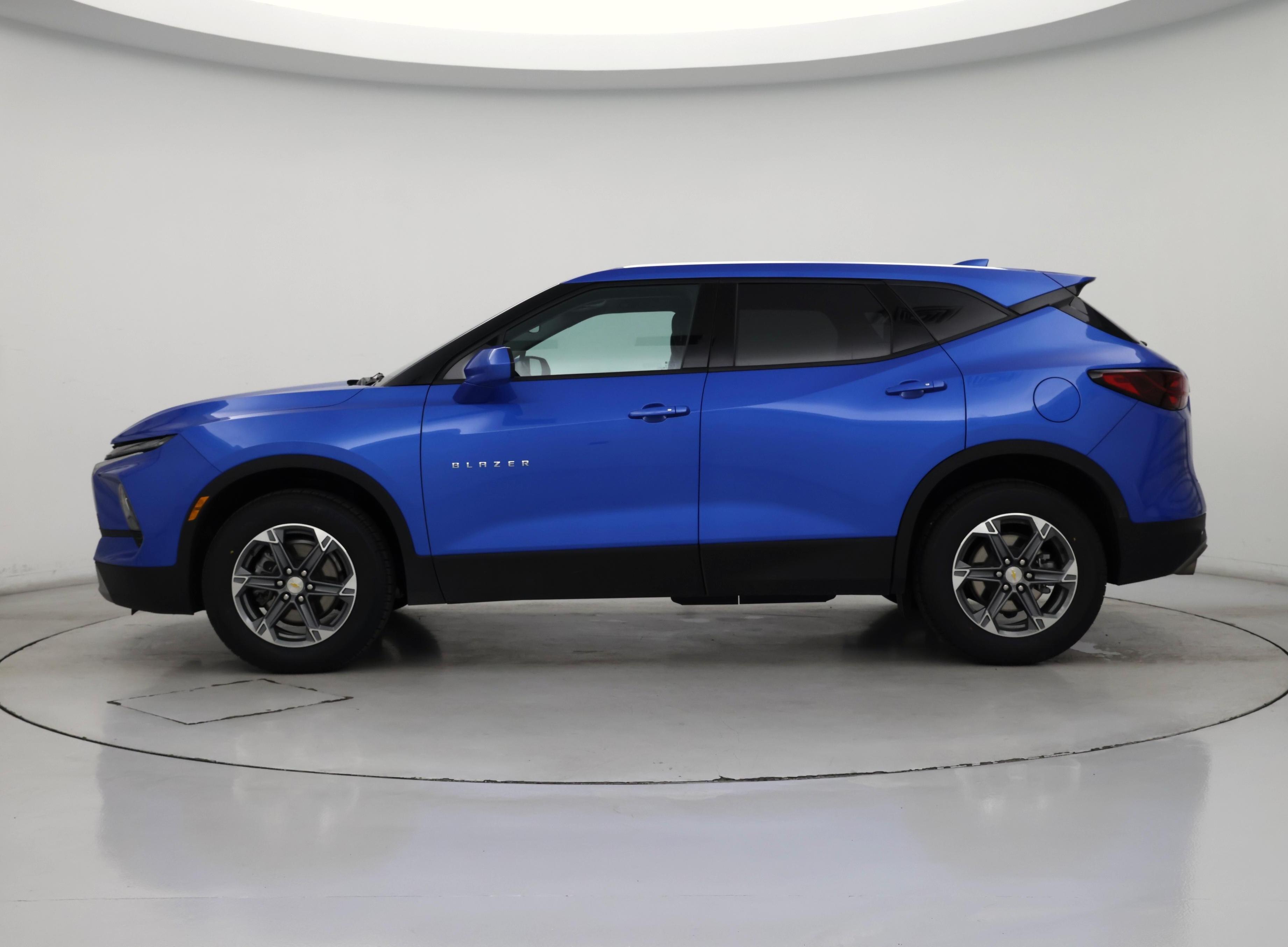 Thumbnail: 2024 Chevrolet Blazer - 3