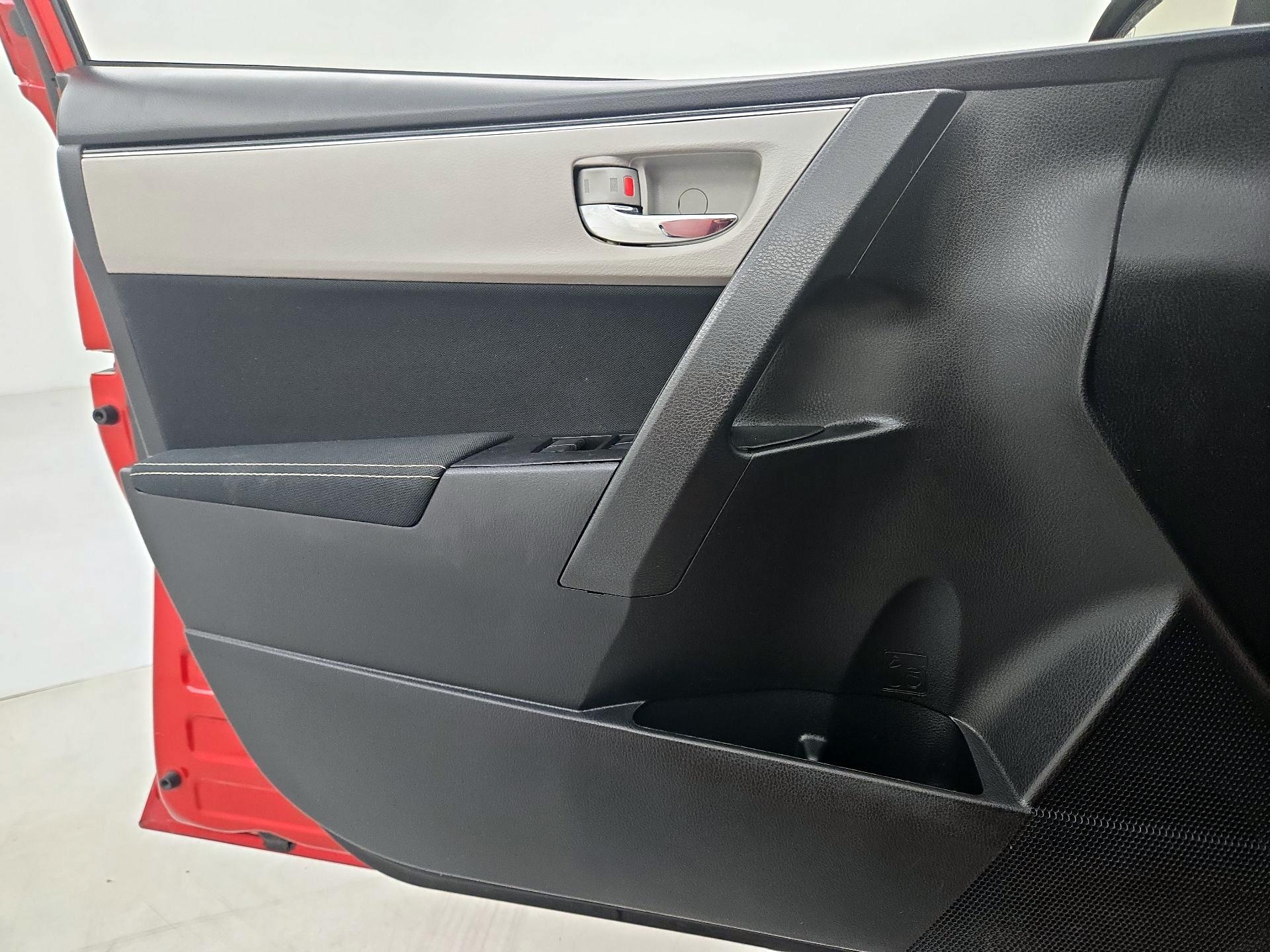 Thumbnail: 2019 Toyota Corolla - 12