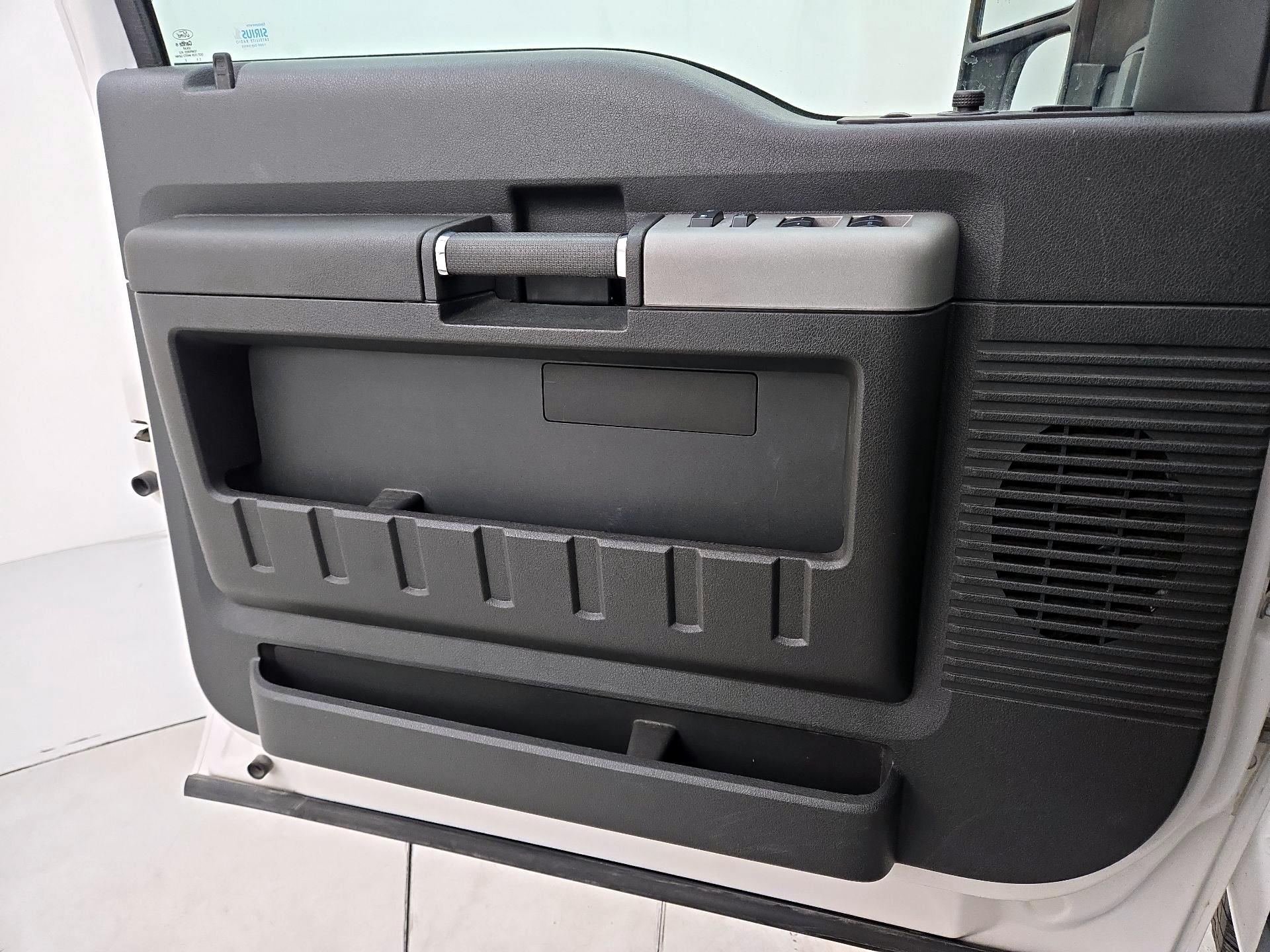 Thumbnail: 2016 Ford F-250 - 12