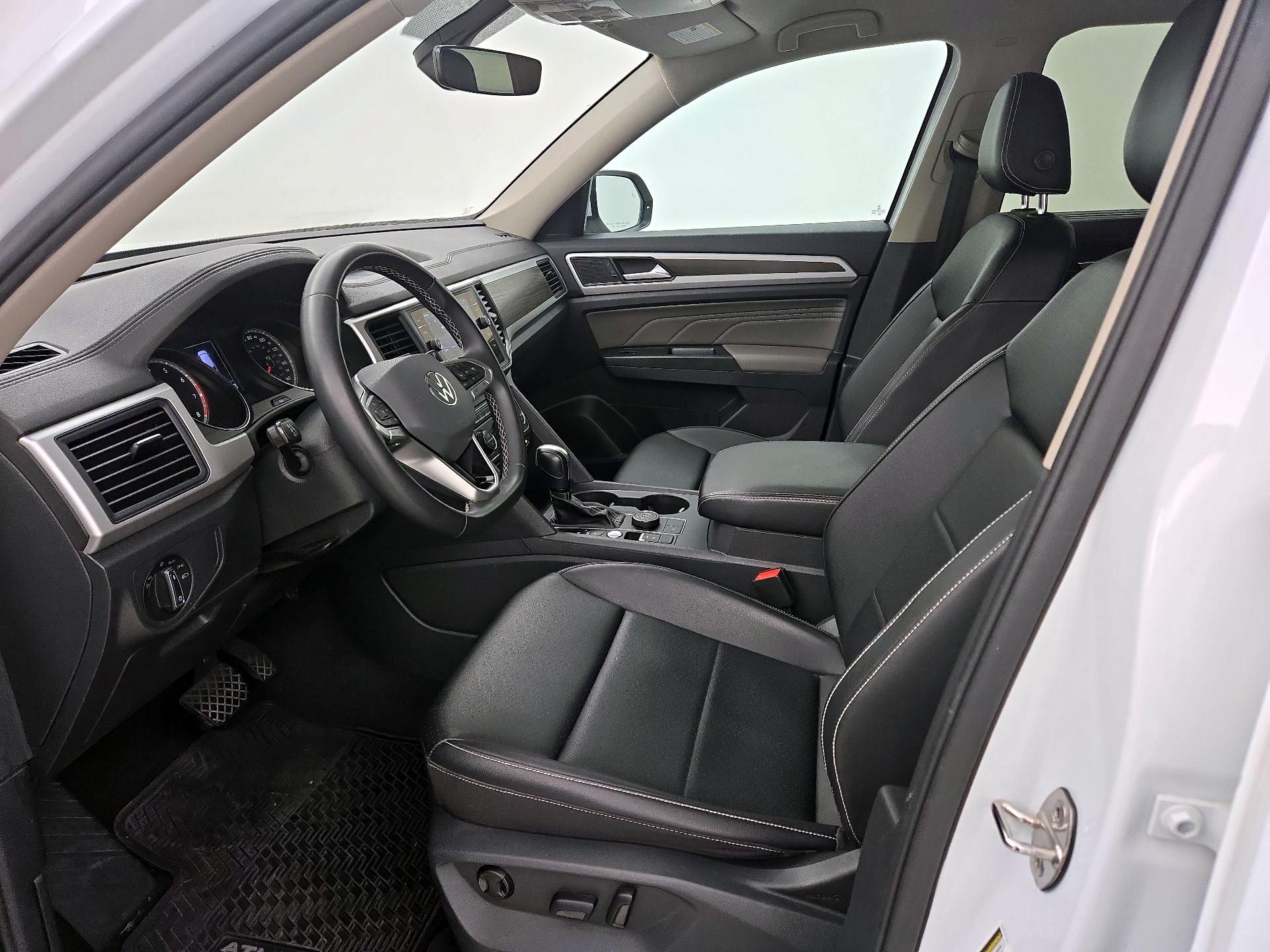 Thumbnail: 2021 Volkswagen Atlas - 11