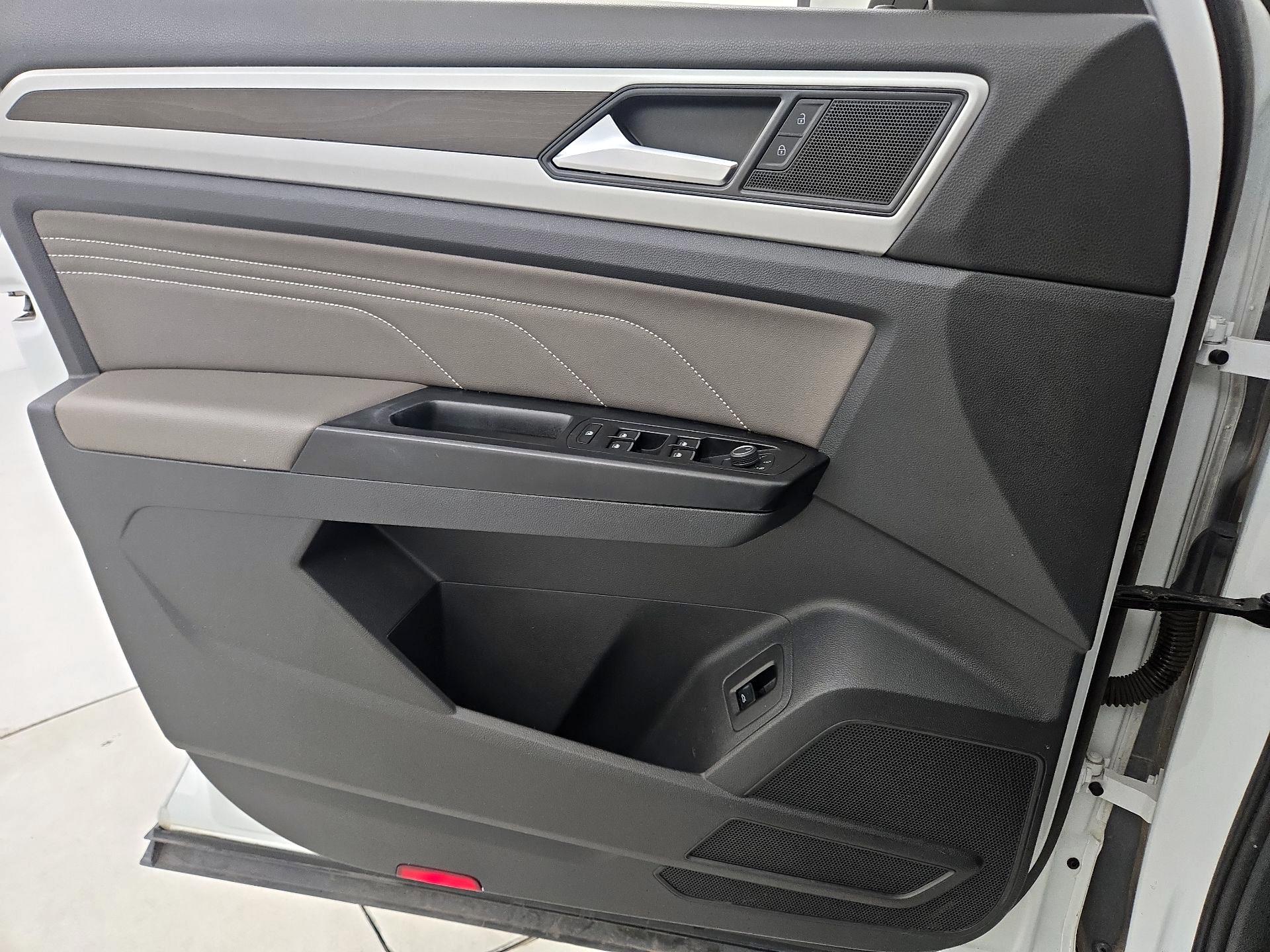 Thumbnail: 2021 Volkswagen Atlas - 12