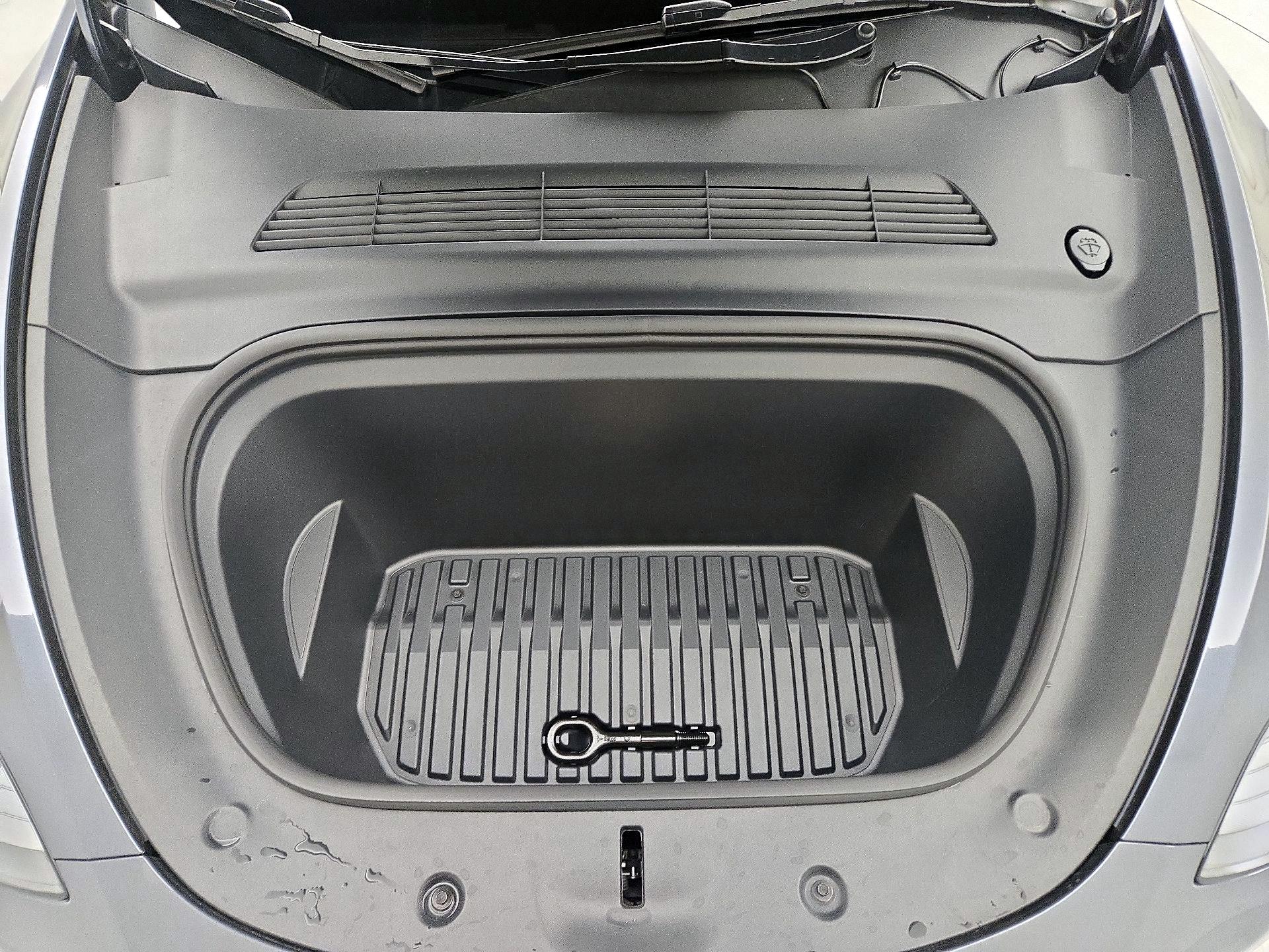 Thumbnail: 2023 Tesla Model Y - 20