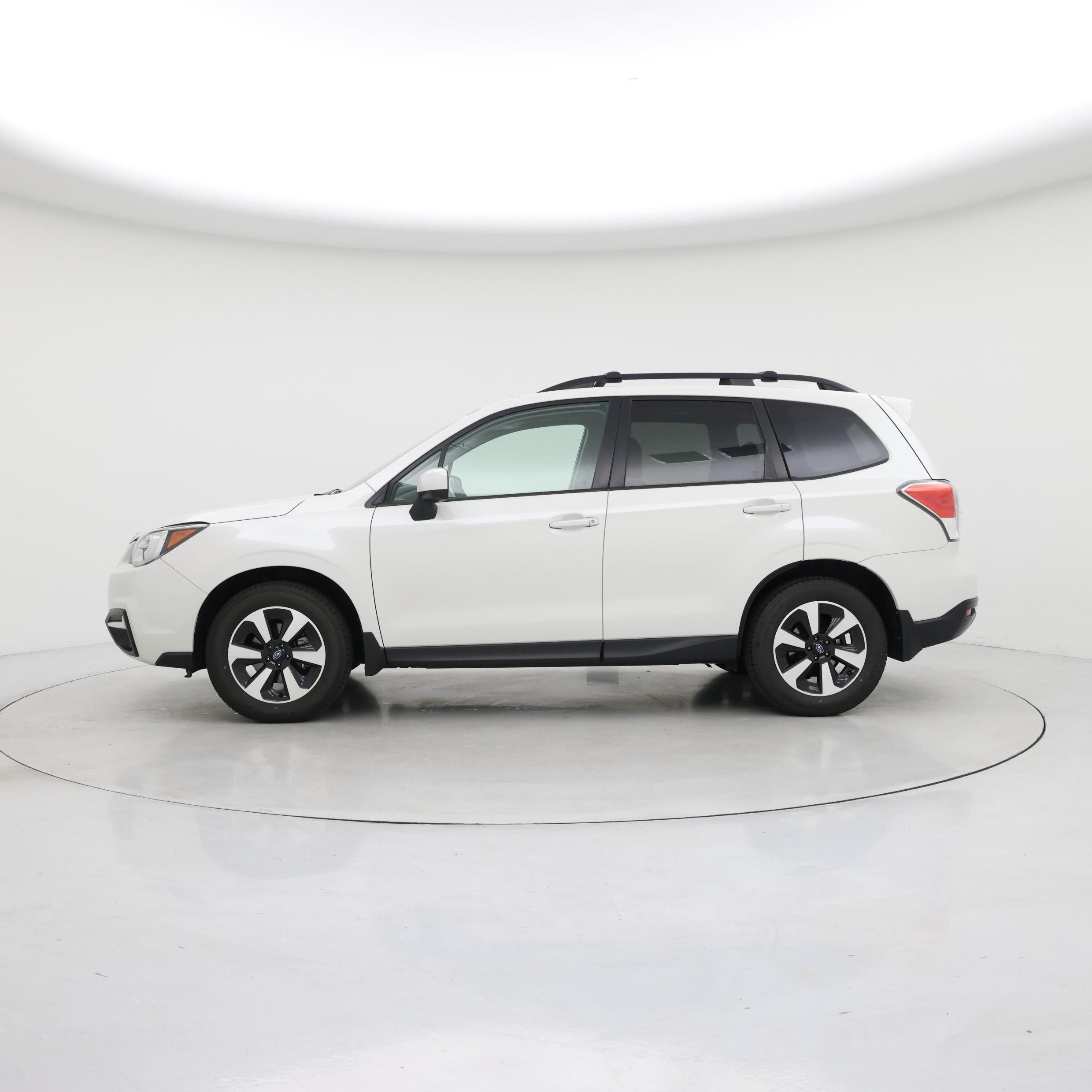 Thumbnail: 2018 Subaru Forester - 3